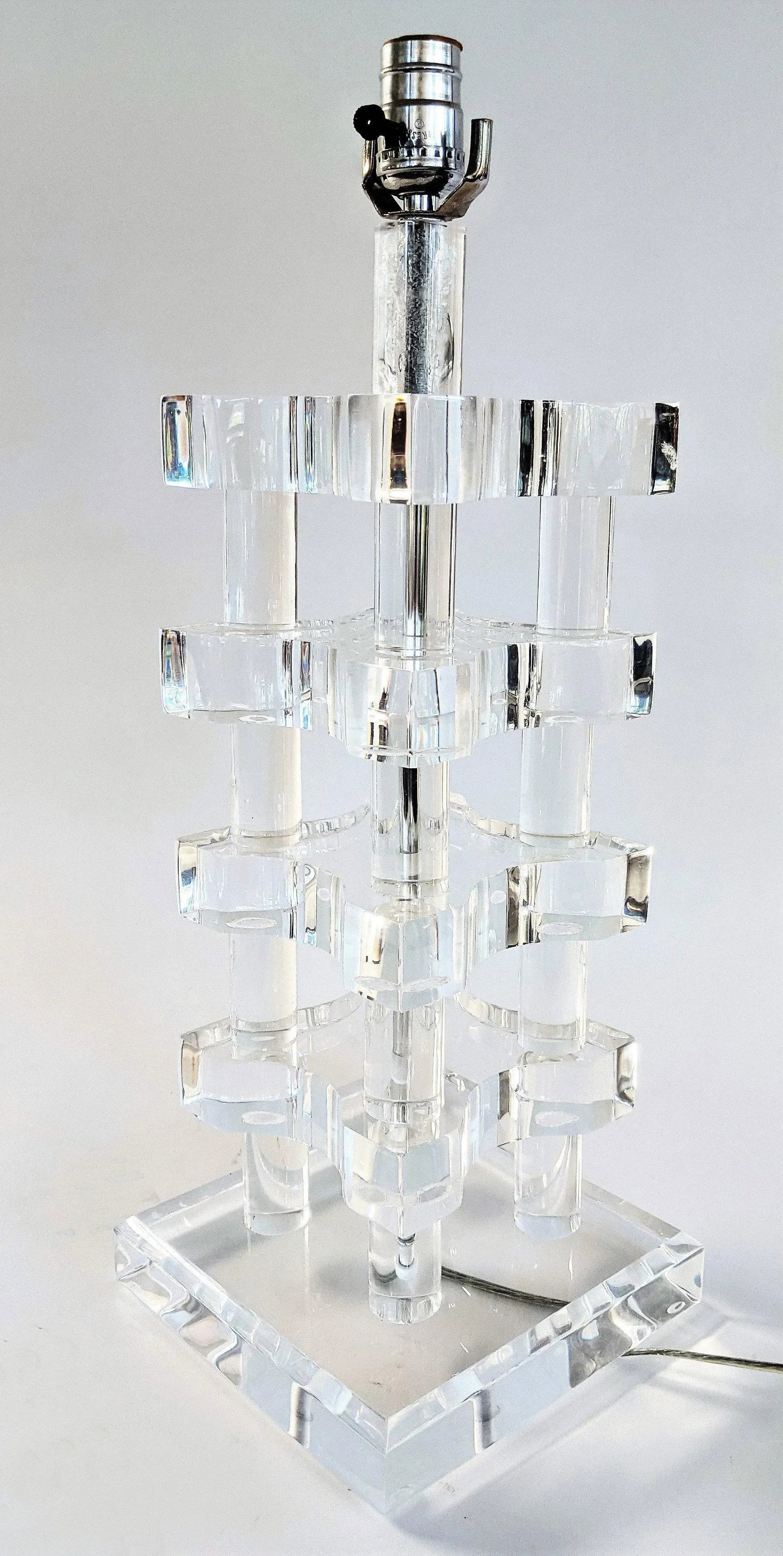 Vintage Mid-Century Modern Stacked Lucite Acrylic Table Lamp - 5