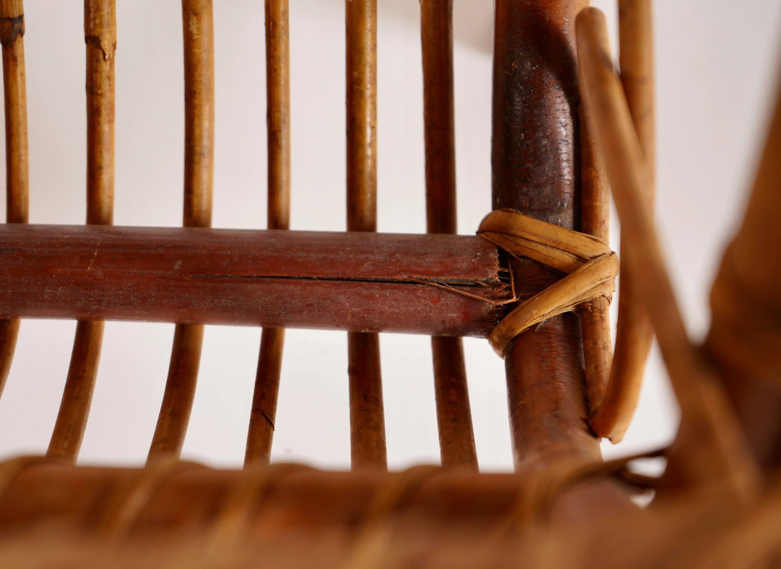 Franco Albini Style Rattan and Bamboo Magazine Rack - 8