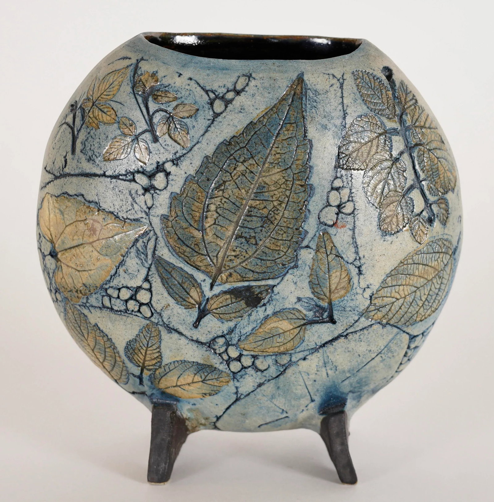 Moon Gallery Ceramic Vase - 4