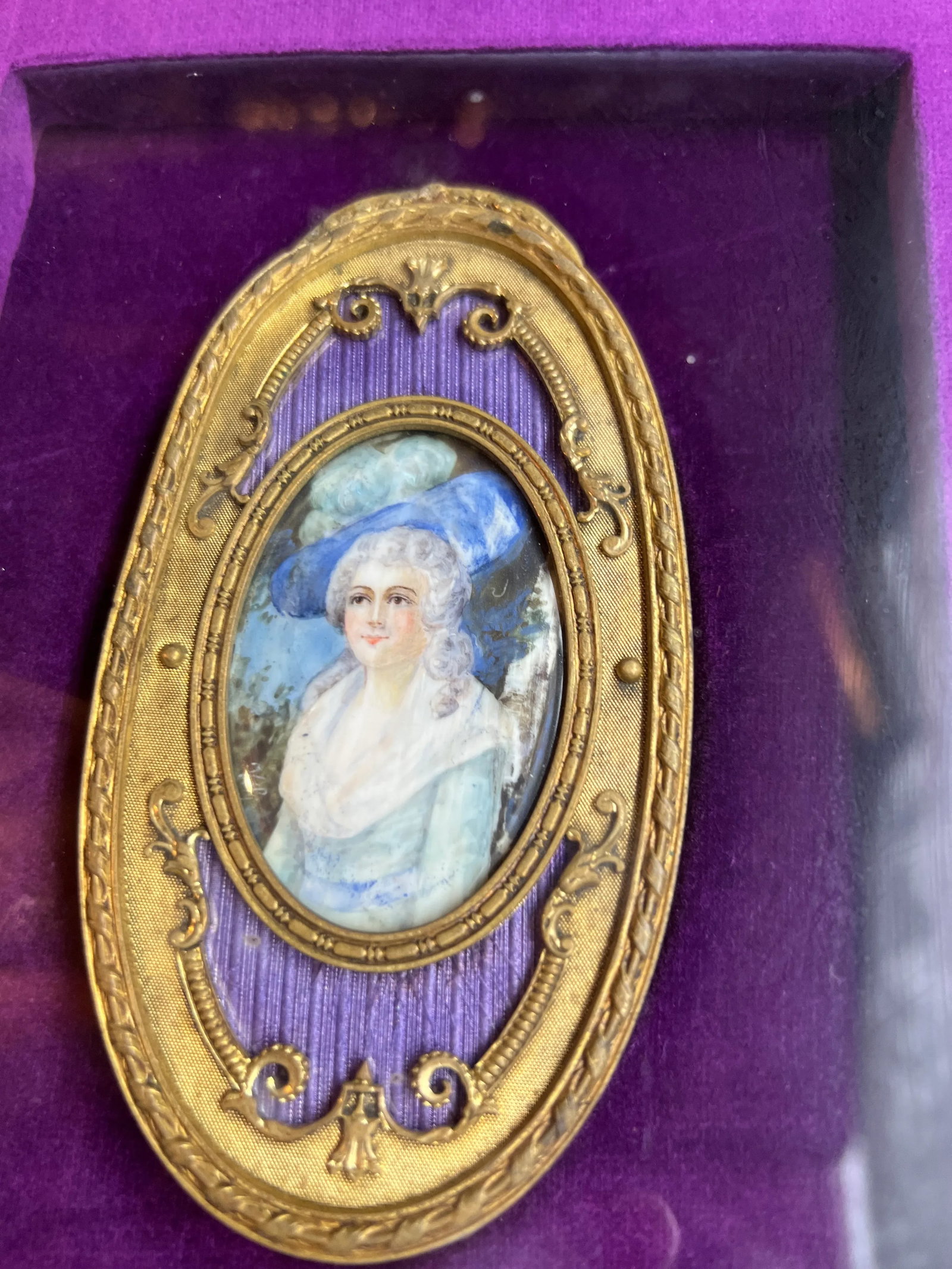 19th Century French d'Ore Bronze Enameled Portrait of a Noble Lady - 4