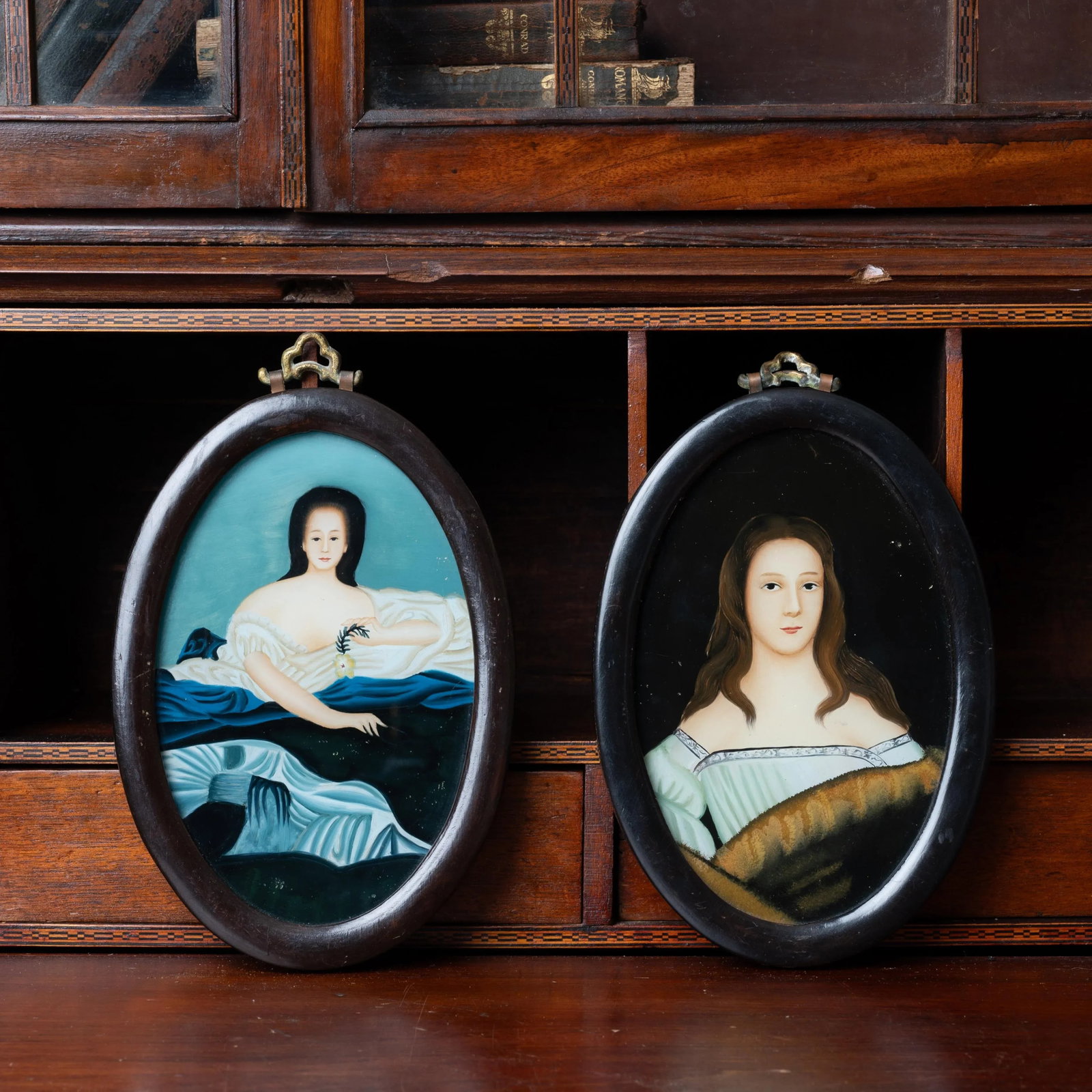 Chinese Export Portraits, 19th Century - a Pair - 2