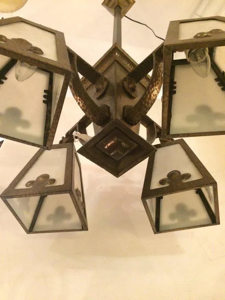 1920s Arts & Crafts Hammered Brass and Art Glass Chandelier - 7