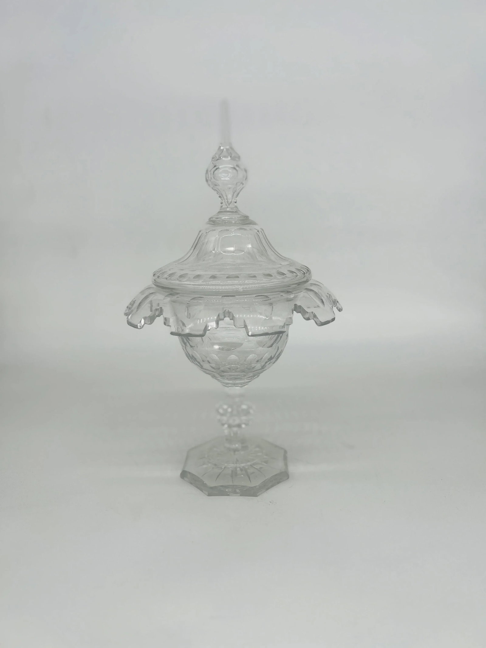 Antique Anglo-Irish Cut Crystal Lidded Urn - 11