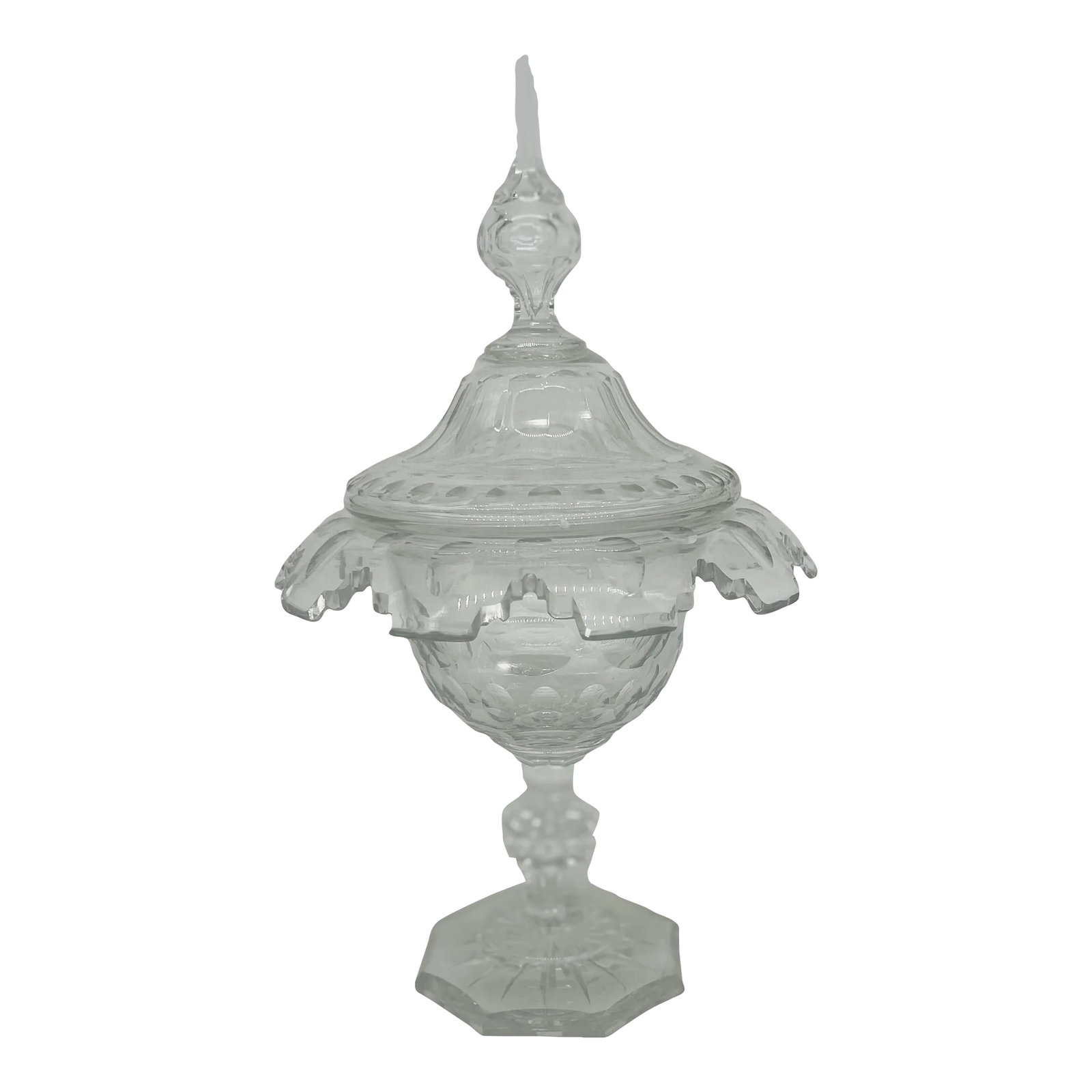 Antique Anglo-Irish Cut Crystal Lidded Urn: Antique Anglo-Irish Cut Crystal Lidded Urn Condition: Alterations: Original Condition Unaltered Imperfections: Some Imperfections Condition Notes: Please note the urn displays well, but there is one