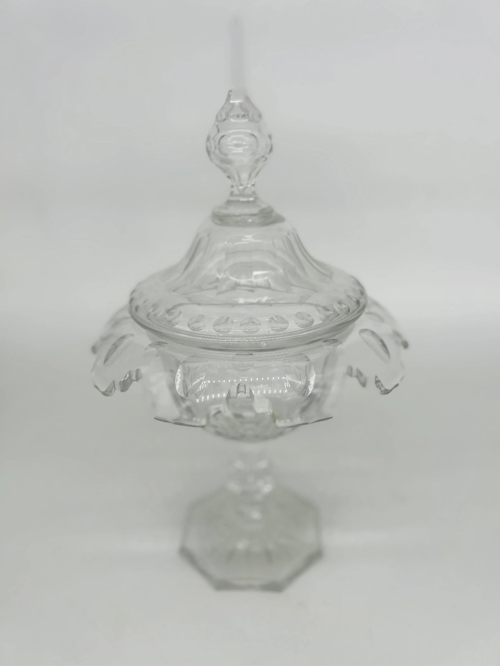 Antique Anglo-Irish Cut Crystal Lidded Urn - 3