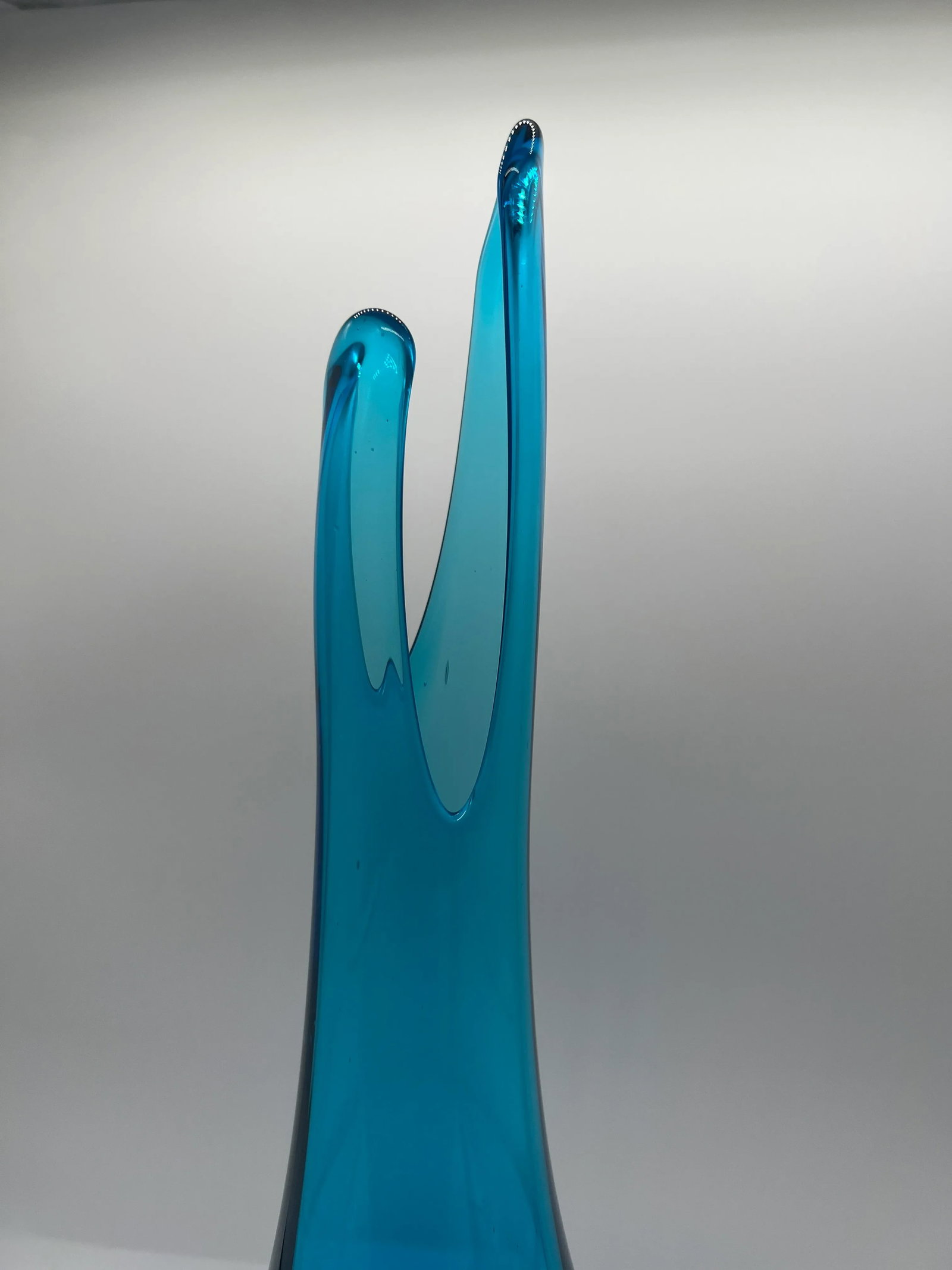 Vintage l.e. Smith Blue Glass Swung Vase 17.75" - 6