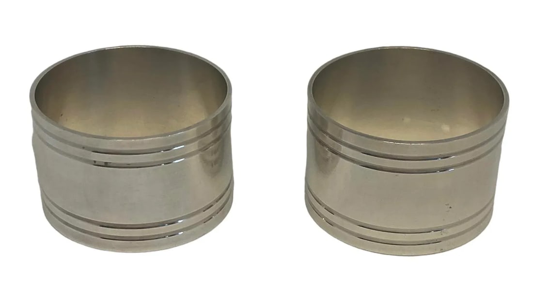 Late 20th Century Christofle Nathalie Silver-Plated Napkin Rings - Set of 2 - 6