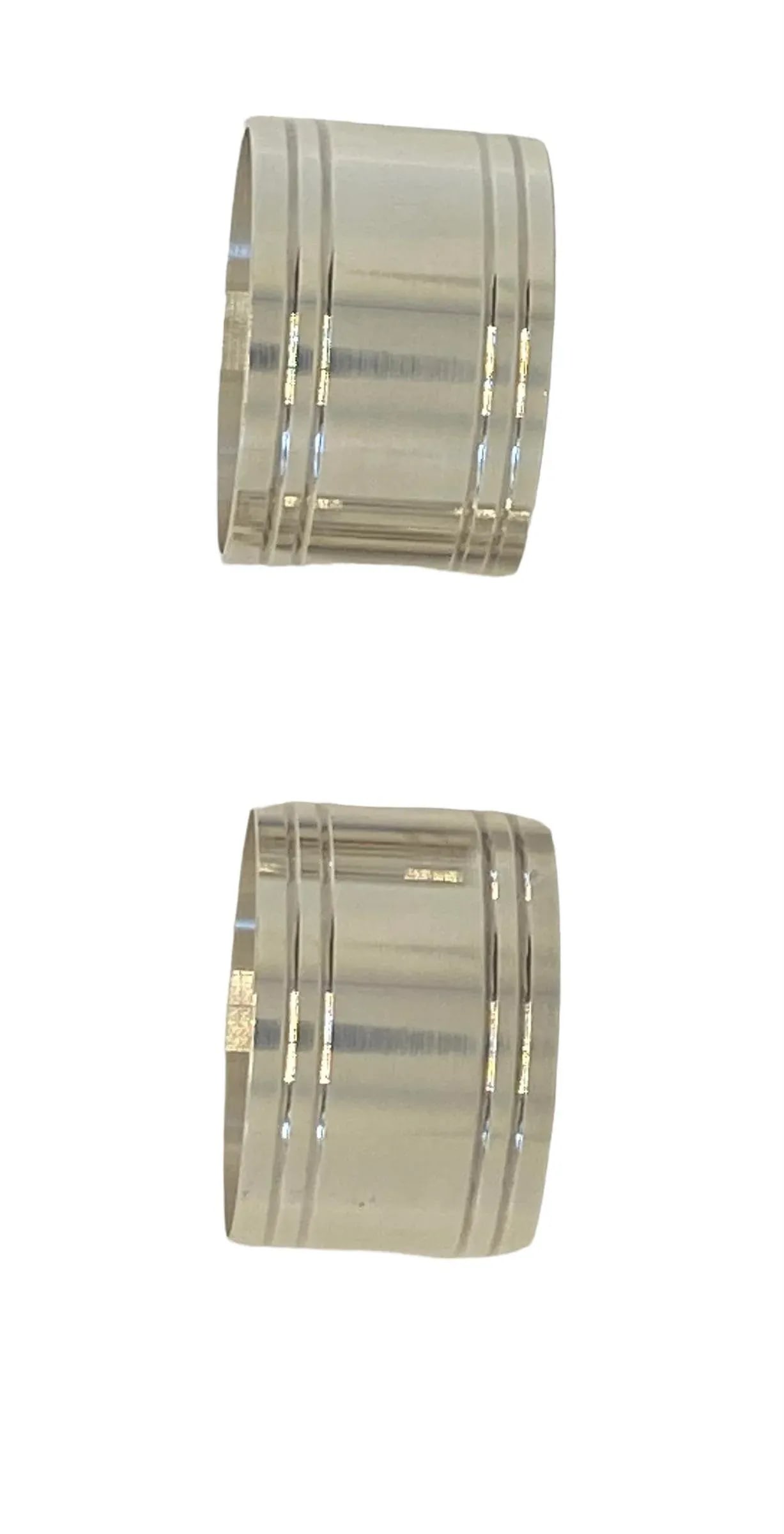 Late 20th Century Christofle Nathalie Silver-Plated Napkin Rings - Set of 2 - 9