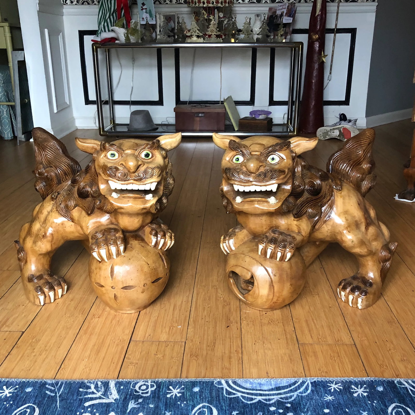 1960s Hand Carved Foo Dog Figurines - 13