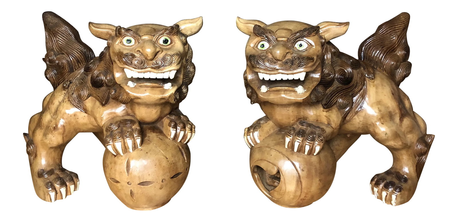1960s Hand Carved Foo Dog Figurines (1 of 13)