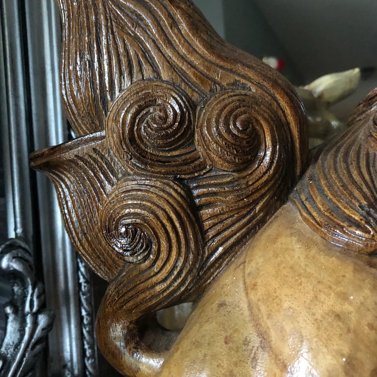 1960s Hand Carved Foo Dog Figurines - 4