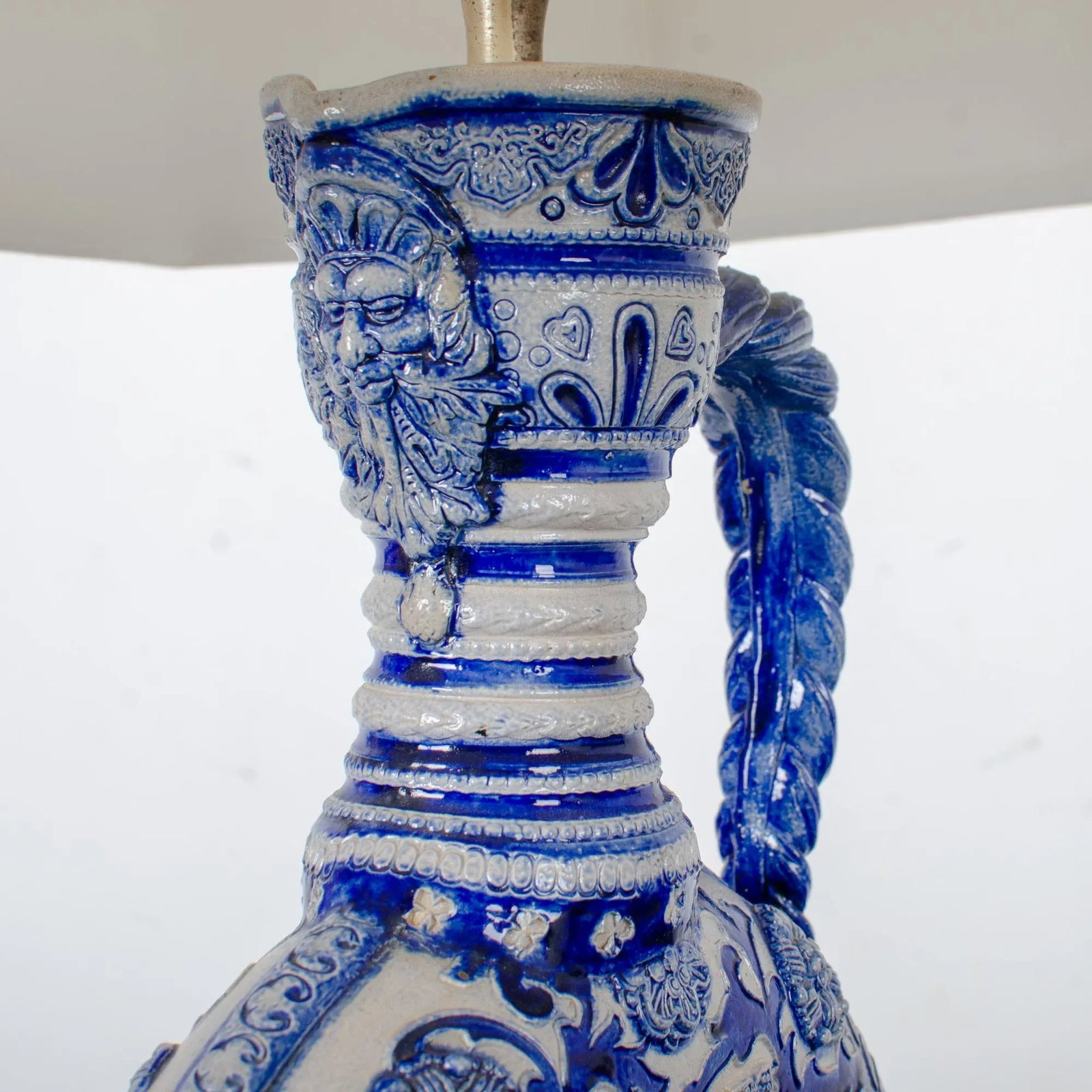 Late 19th Century Westerwald Ring Jug Lamp - 4