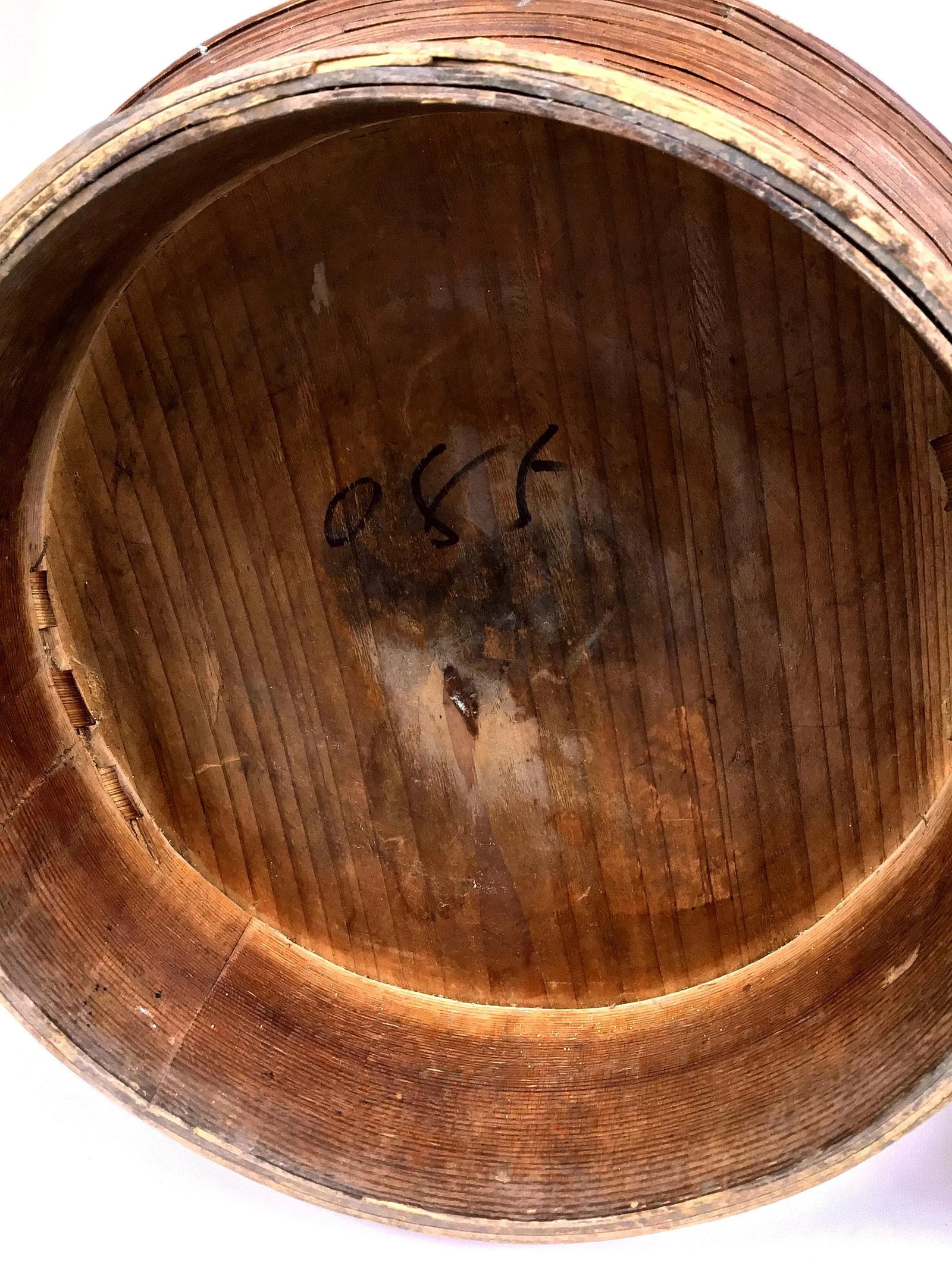 1900s Chinese Wood and Reed Wedding Basket - 12