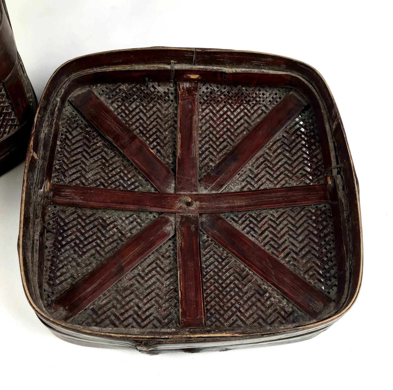 19th Century Chinese Wedding Basket - 10