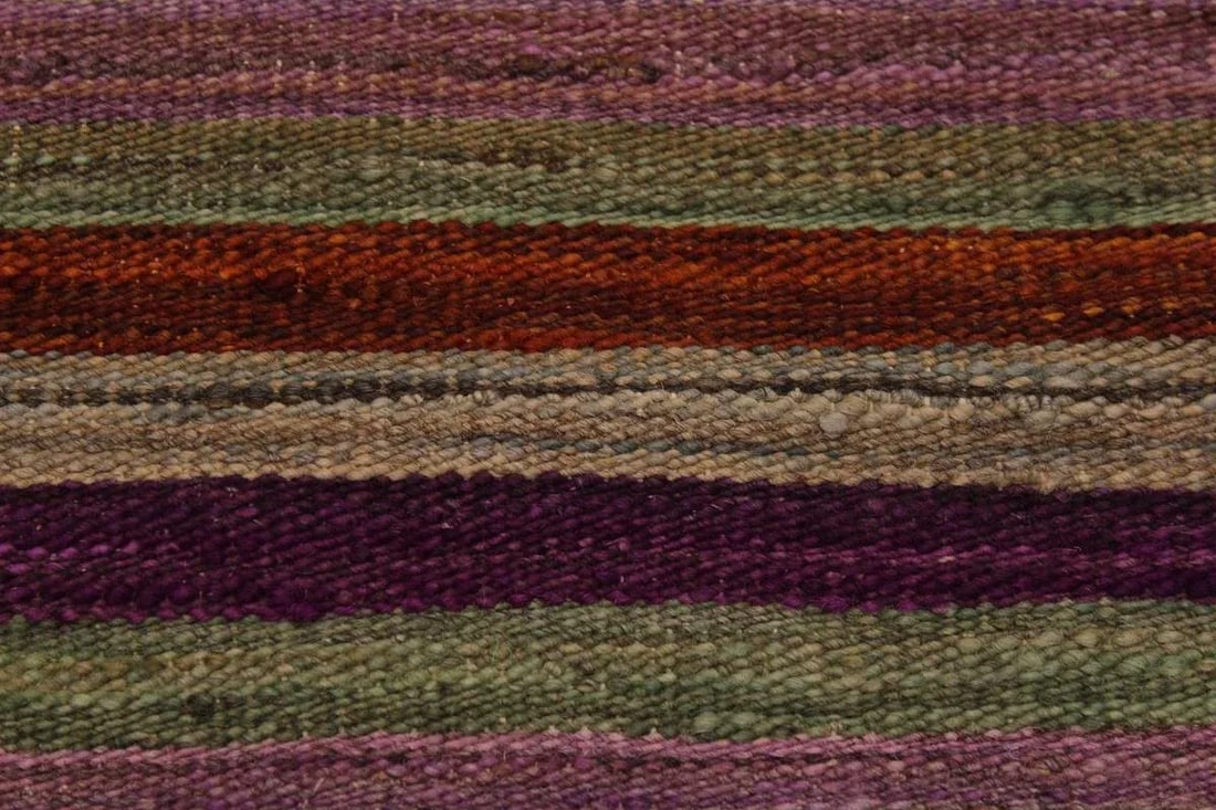 1990s Boho Chic Hand-Woven Kilim Wool Rug - 2'10'' * 3'11'' - 4