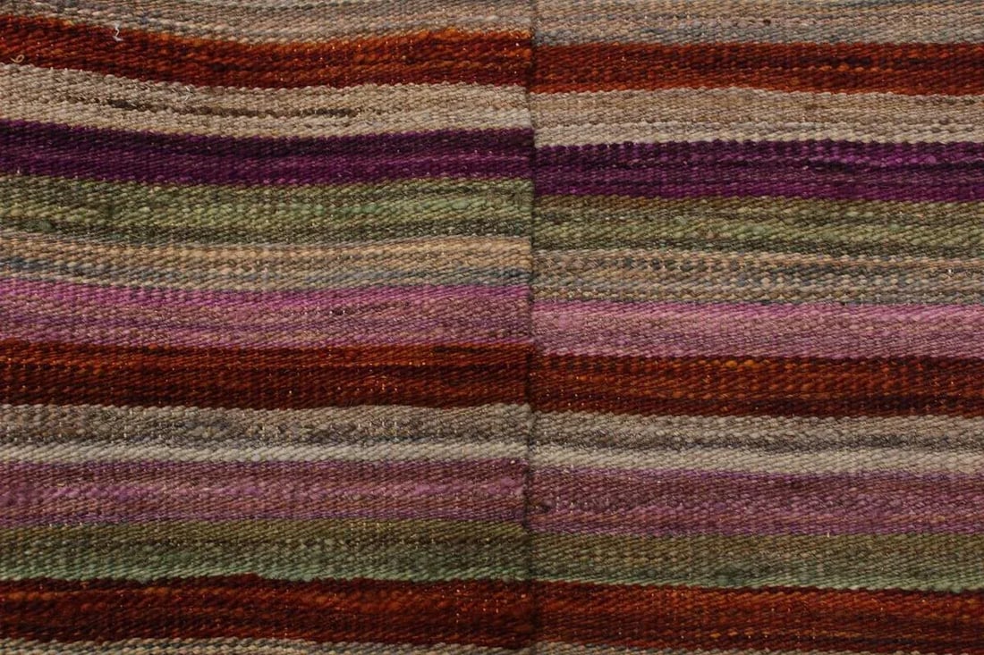 1990s Boho Chic Hand-Woven Kilim Wool Rug - 2'10'' * 3'11'' - 7