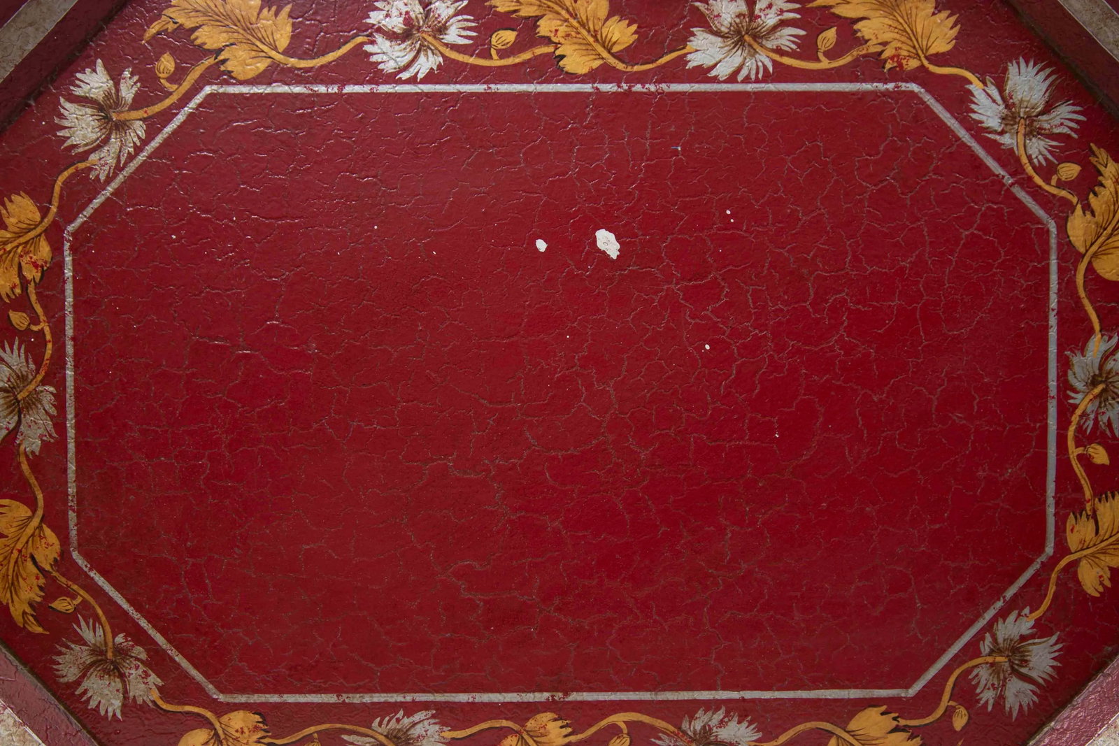 Vintage Red Octogonal Tray With Painted Leaf Border - 5