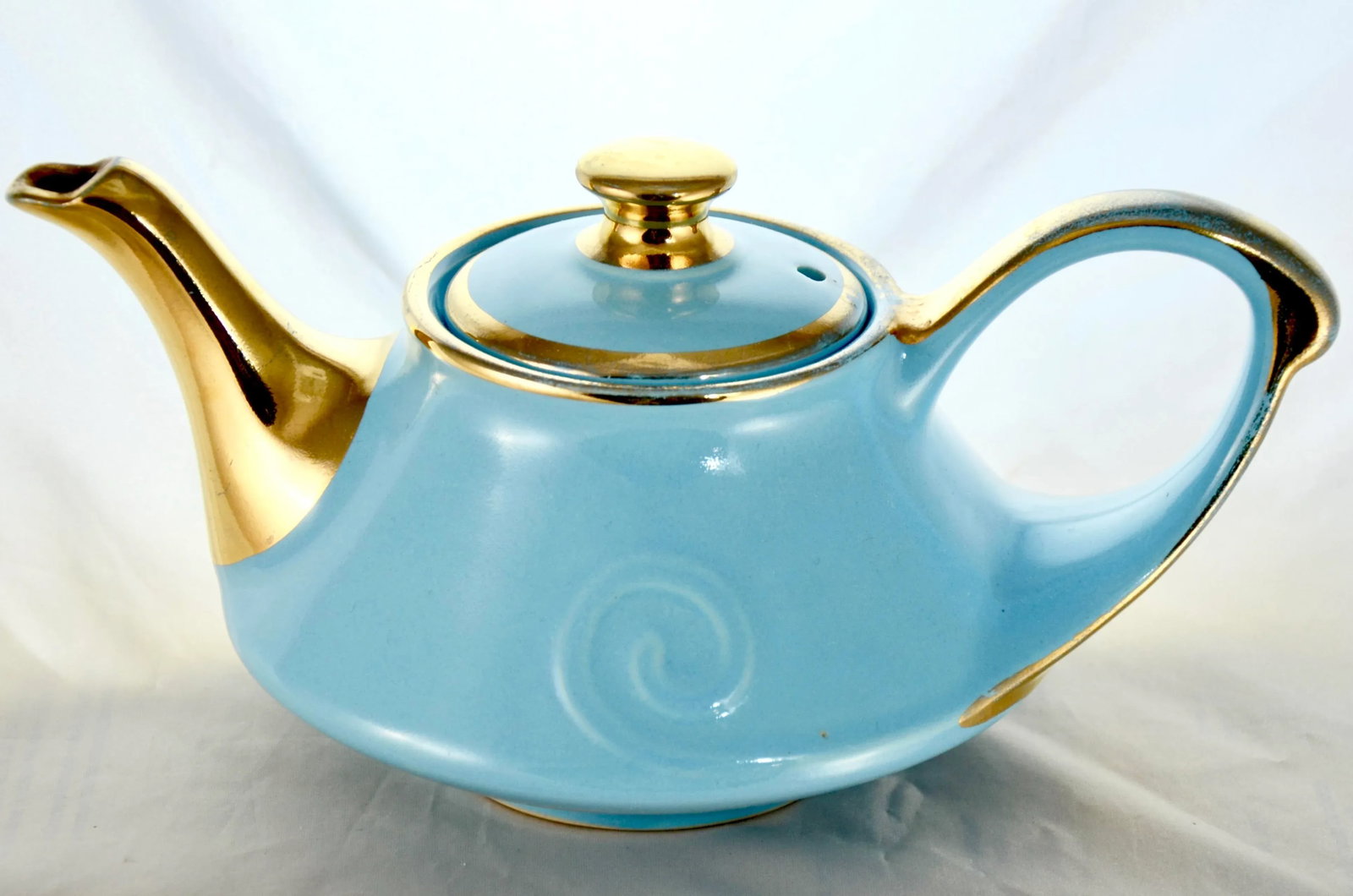 1950s Aqua & 22k Gold Teapot - 11