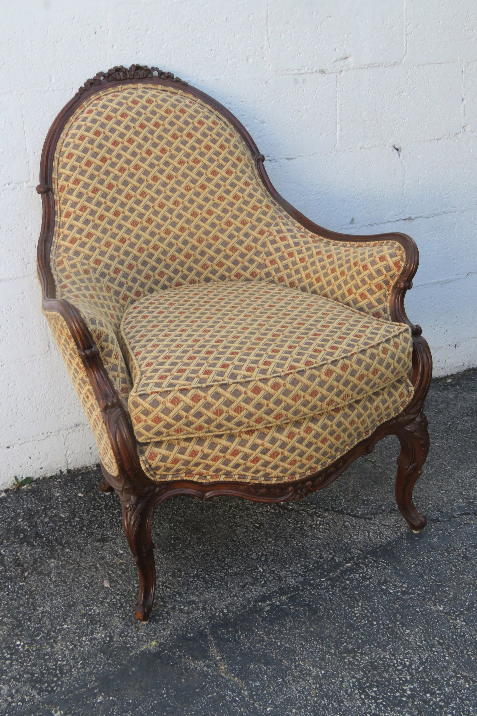 French Early 1900s Hand Carved Side Lounge Accent Fireplace Chairs a Pair - 10