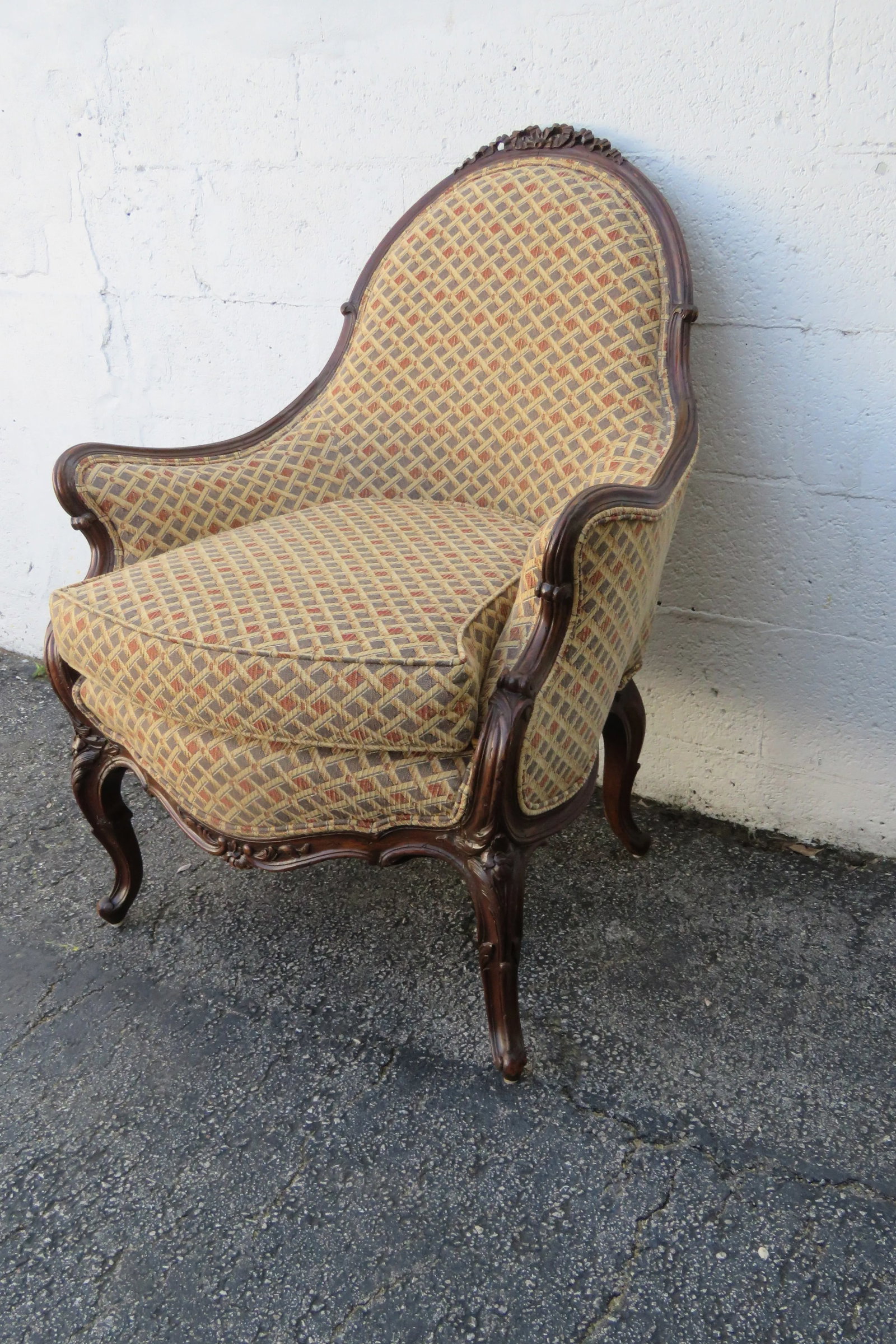 French Early 1900s Hand Carved Side Lounge Accent Fireplace Chairs a Pair - 11