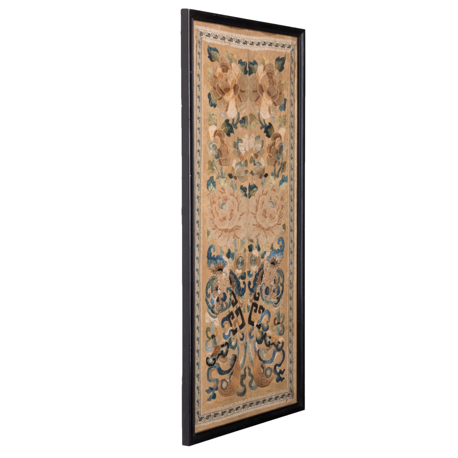 Chinese Silk Embroidered Panel, Qing, 19th Century - 4