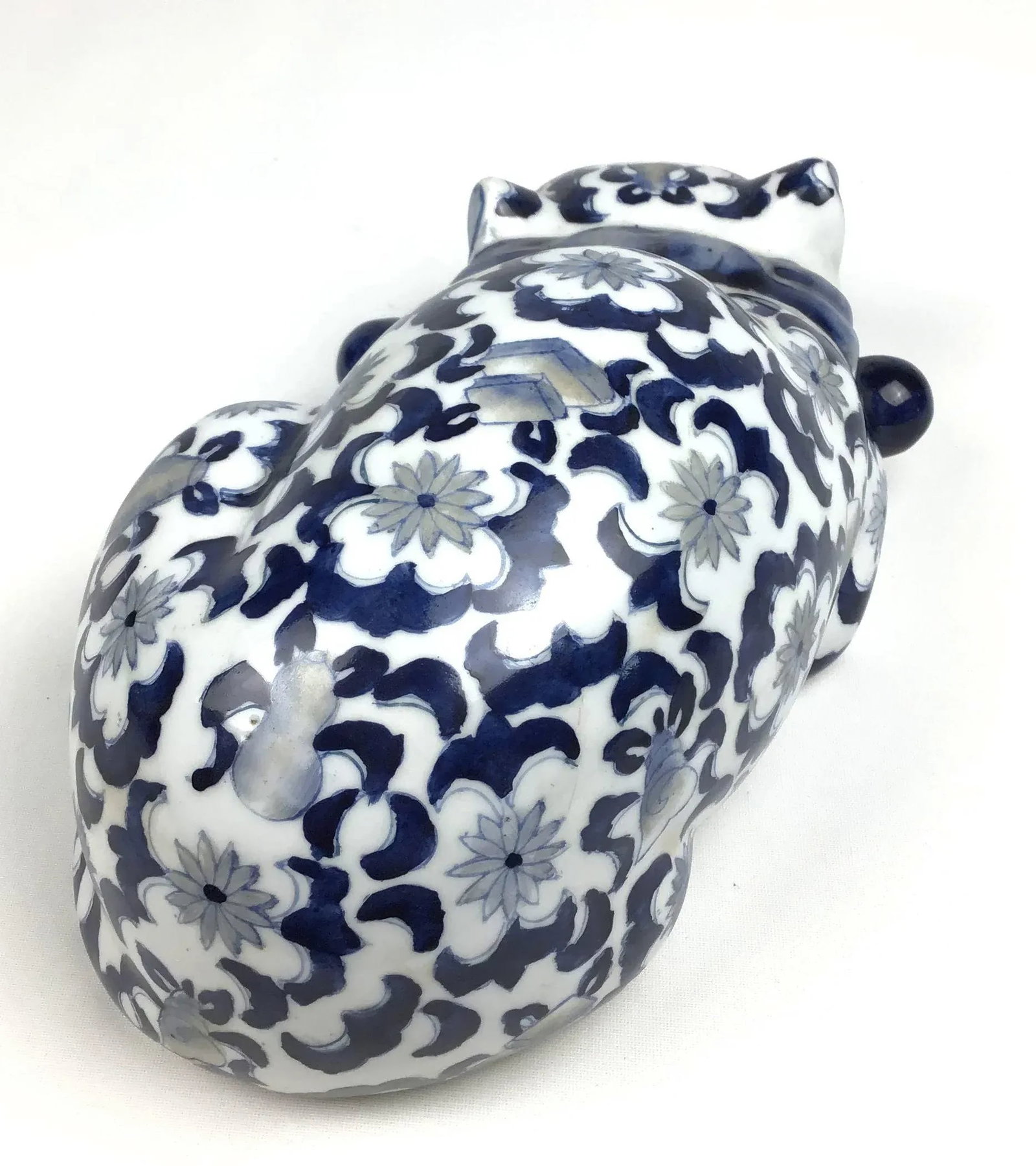 Mid Century Blue & White Porcelain Laying Cat Figurine - 4