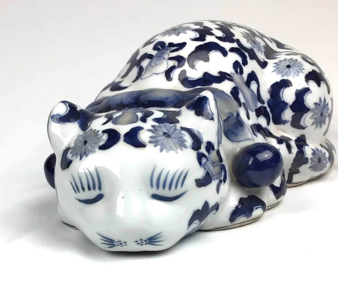 Mid Century Blue & White Porcelain Laying Cat Figurine - 8