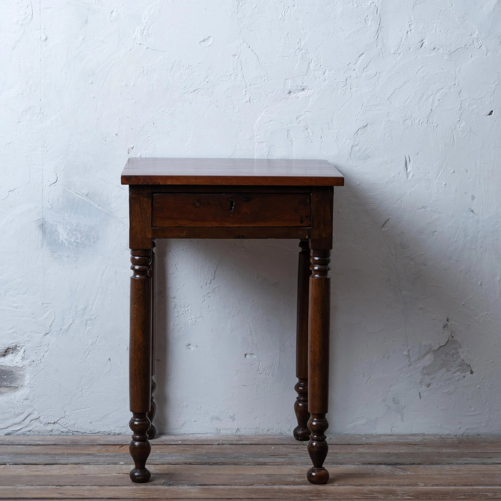 A Sheraton Mahogany One-Drawer Stand - 3