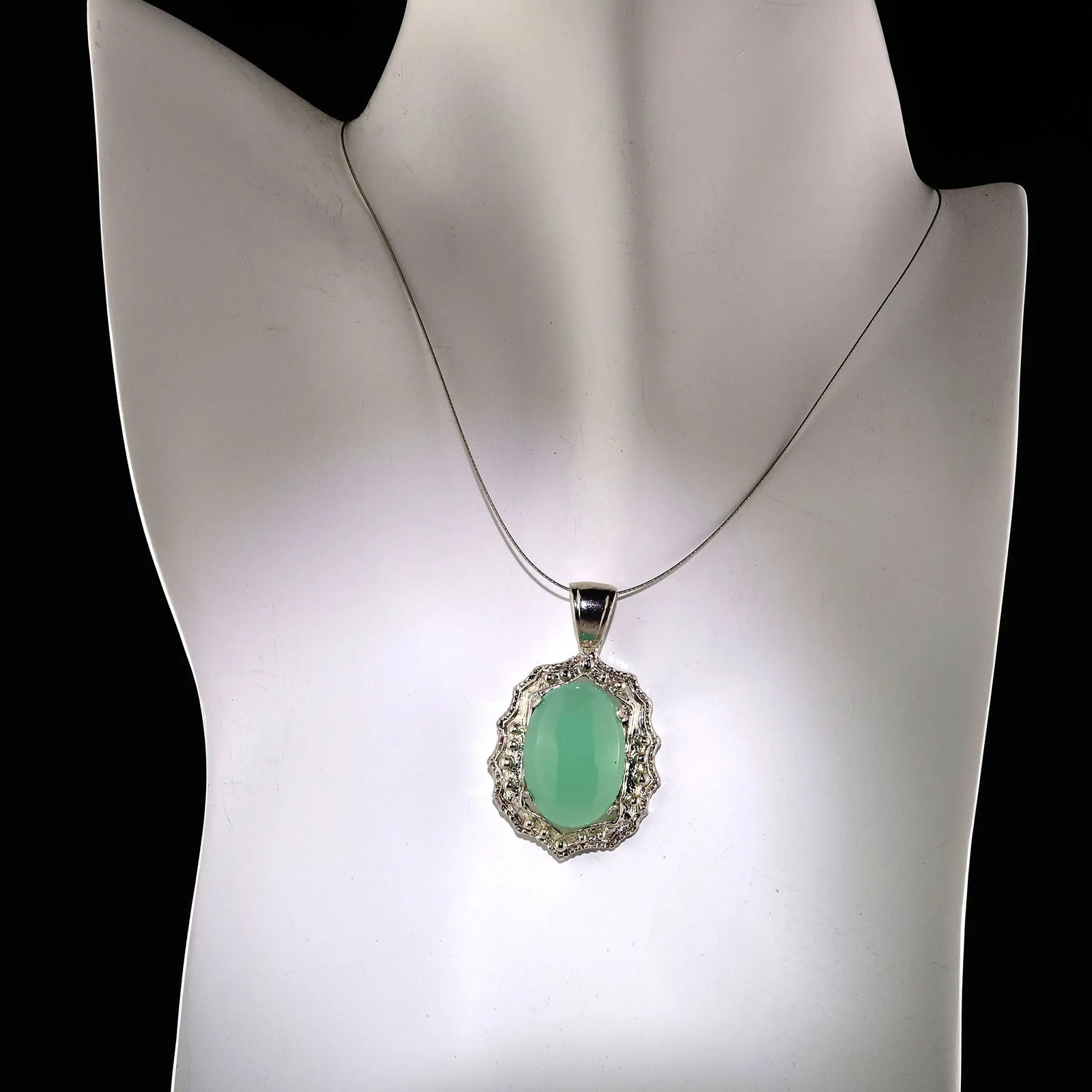 Glowing Translucent Cabochon Chrysophrase in Sterling Silver Pendant - 4