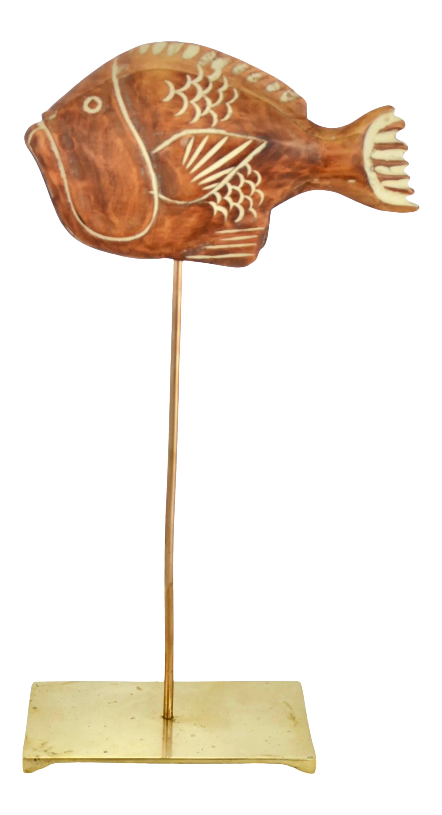 Sarreid 8" Carved Wood Fish & Stand: Tall 16 inch vintage artisan carved wood fish with hand applied white highlights displayed on a solid brass stand by Sarreid. Fish, 8.5" L x 2" W x 4.75" H; brass stand, 6.75" L x 3.75" W x 13" H.