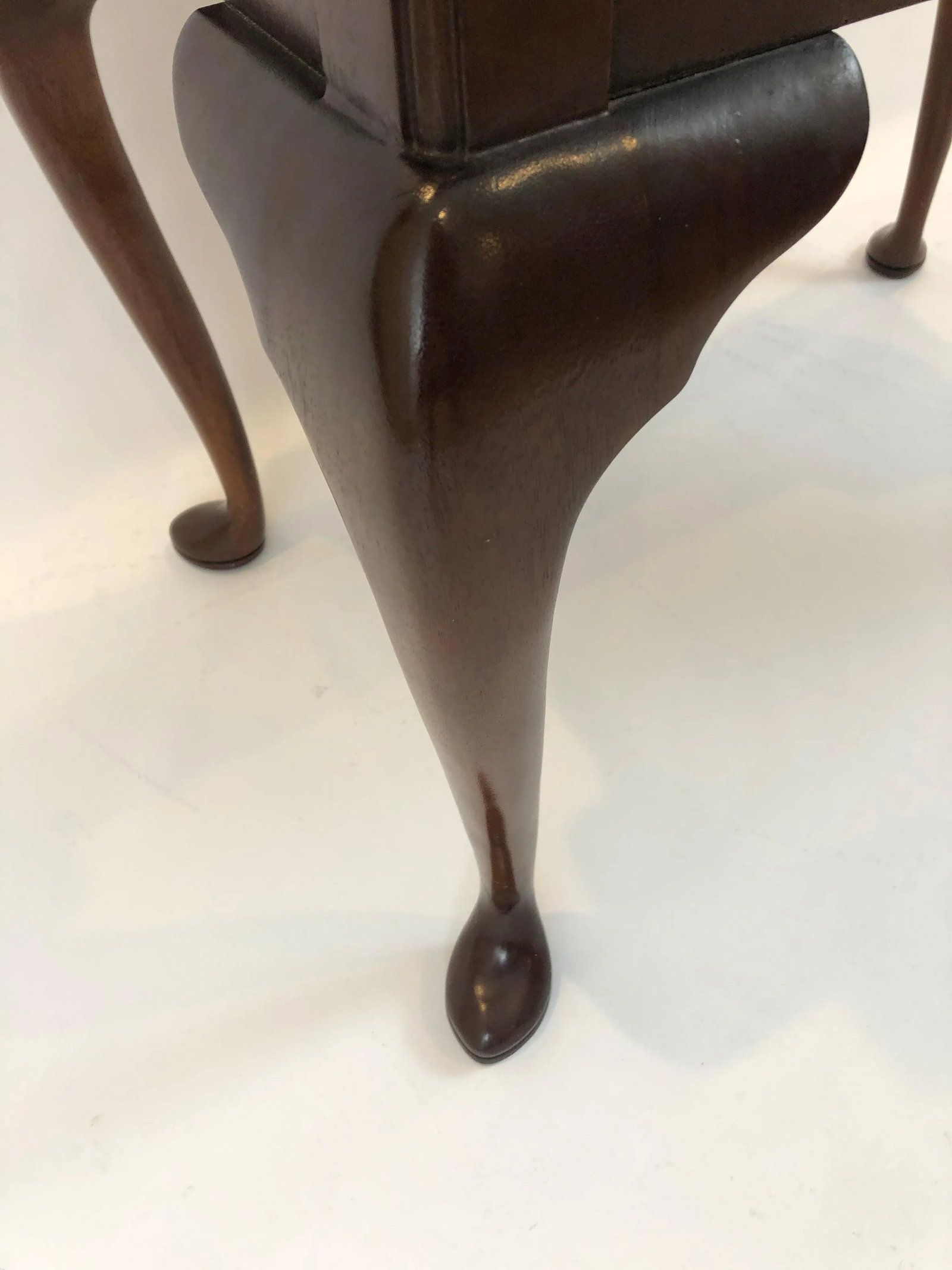 1990s Councill Furniture Flame Mahogany Lowboy - 9