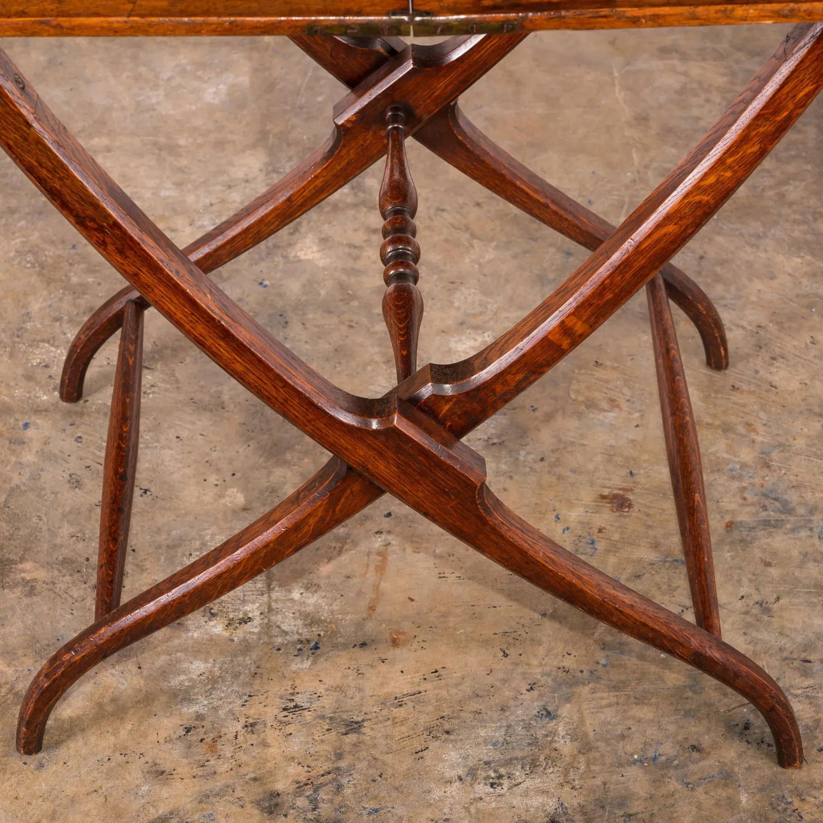 Regency Oak Coaching Table - 4