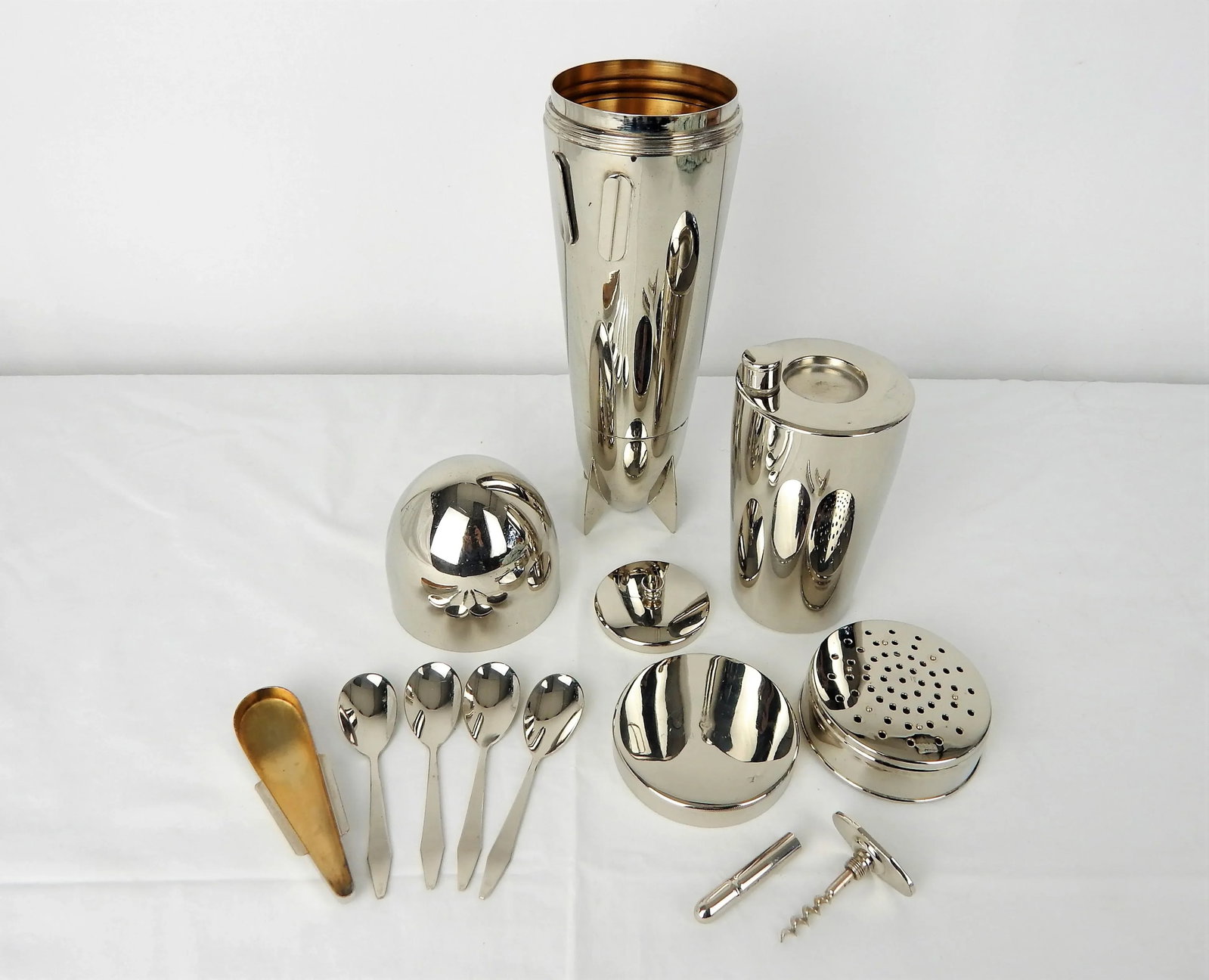 1928 "Zepplin" Cocktail Shaker Bar Set by j.a. Henkels - 6