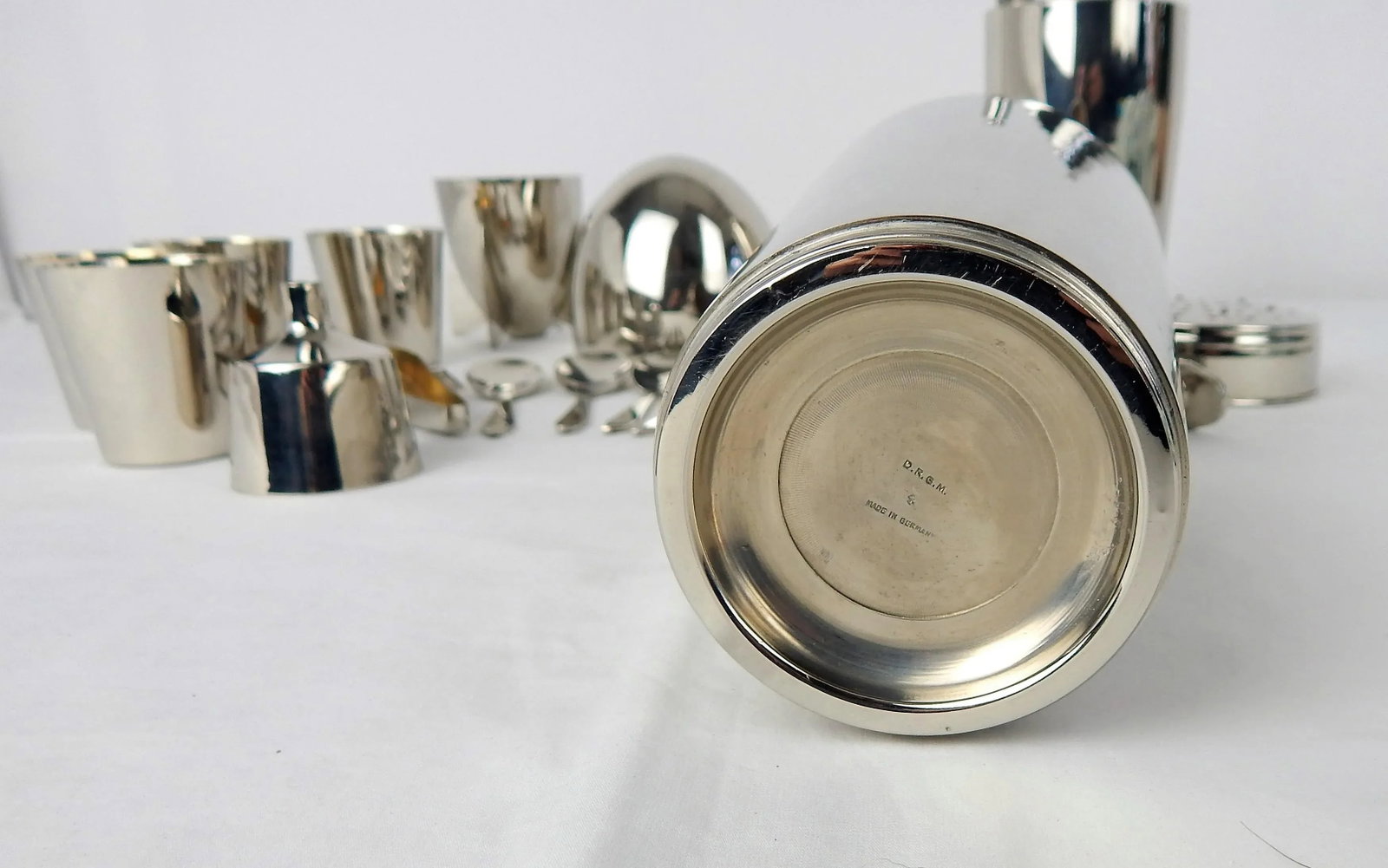 1928 "Zepplin" Cocktail Shaker Bar Set by j.a. Henkels - 9
