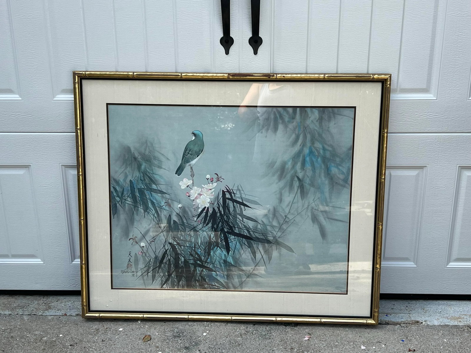 1970s Signed Painting of Bird and Foliage in Gold Bamboo Frame - 4