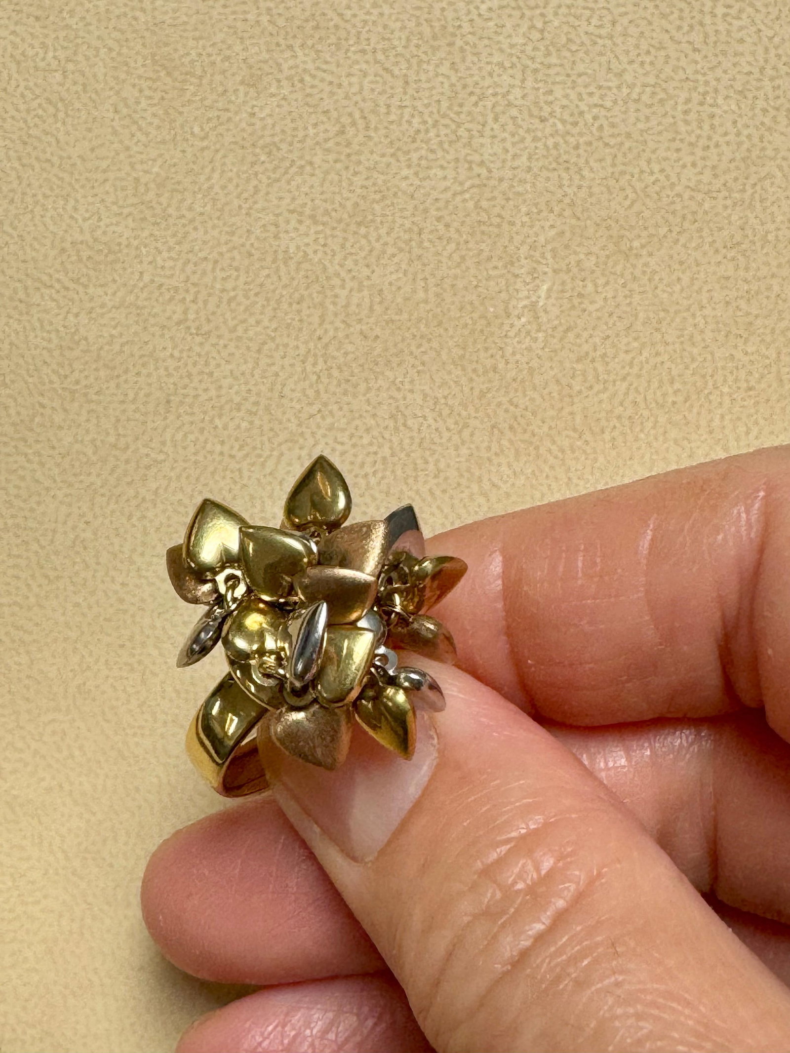 Multiple Heart Charm Floating 18 Kt Yellow, Rose & White Gold Heart Ring size 6 - 10