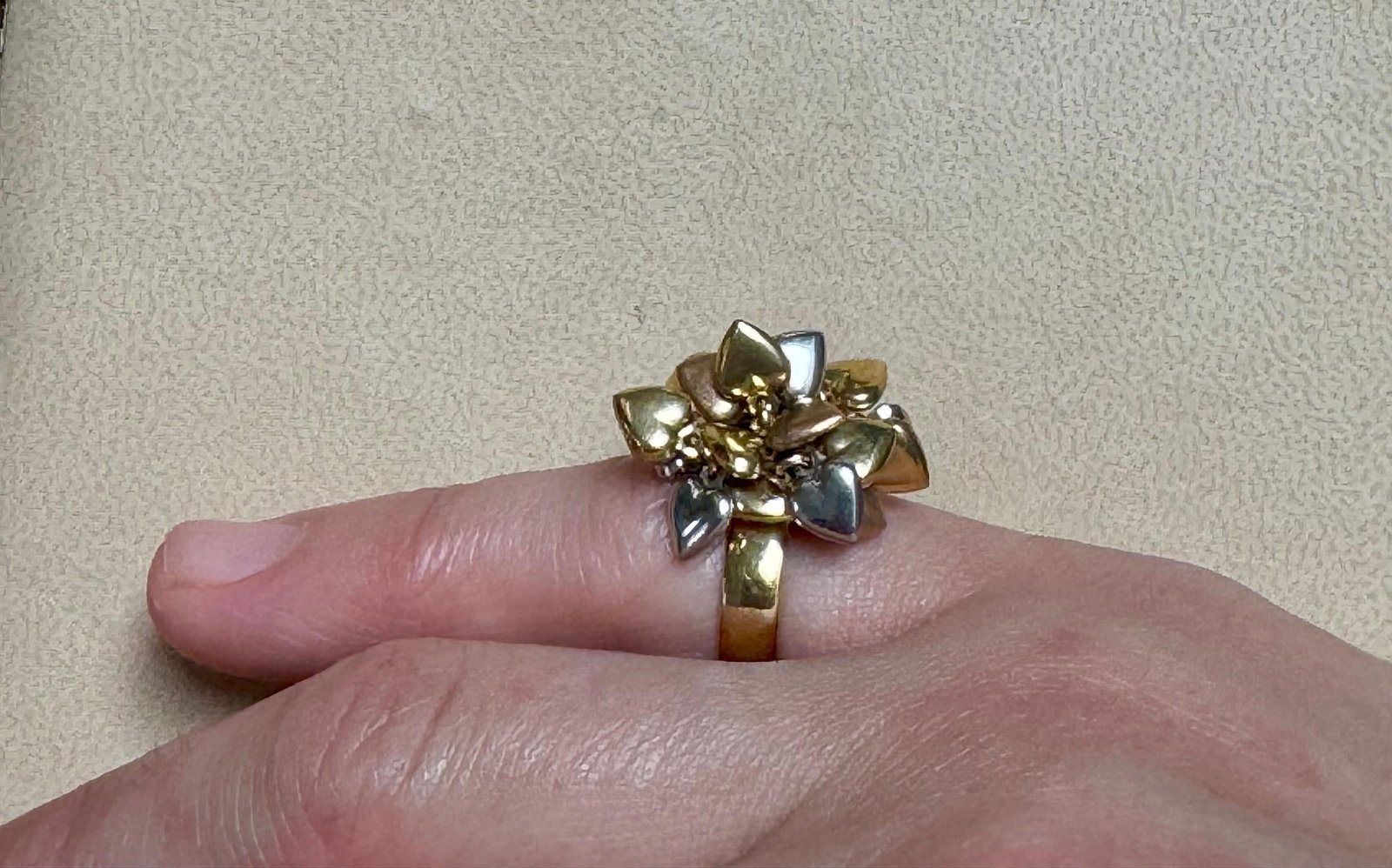 Multiple Heart Charm Floating 18 Kt Yellow, Rose & White Gold Heart Ring size 6 - 11