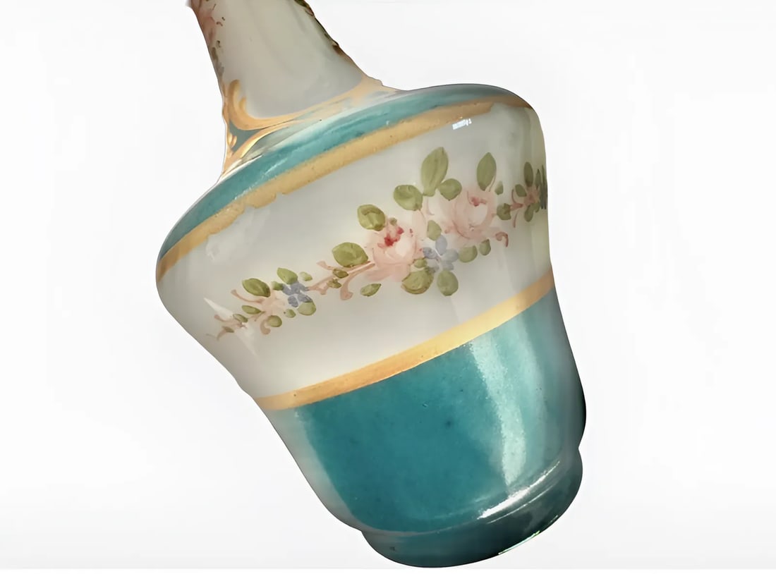 Antique French Opaline Glass Bud Vase With Gilt Lip, Bows & Flowers, 1900, Paris - 4