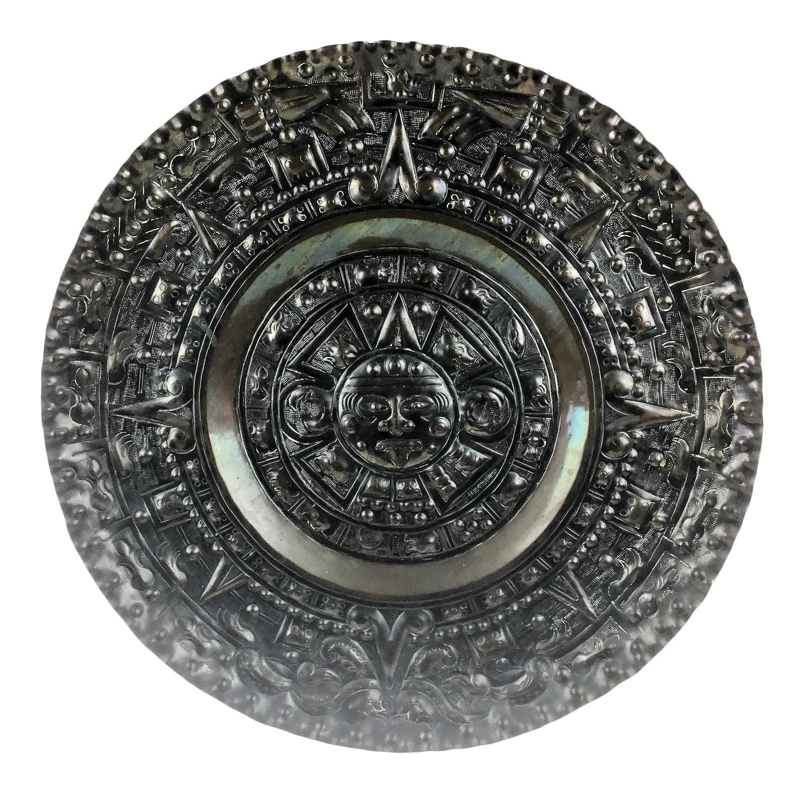 Vintage Hand Hammered Solid Copper Sun God Hanging Wall Plate: This heavy and detailed copper plate has been hanging on the wall for decades and is in perfect condition with the exception of tarnishing on the front. Feel free to polish it up to your liking, but