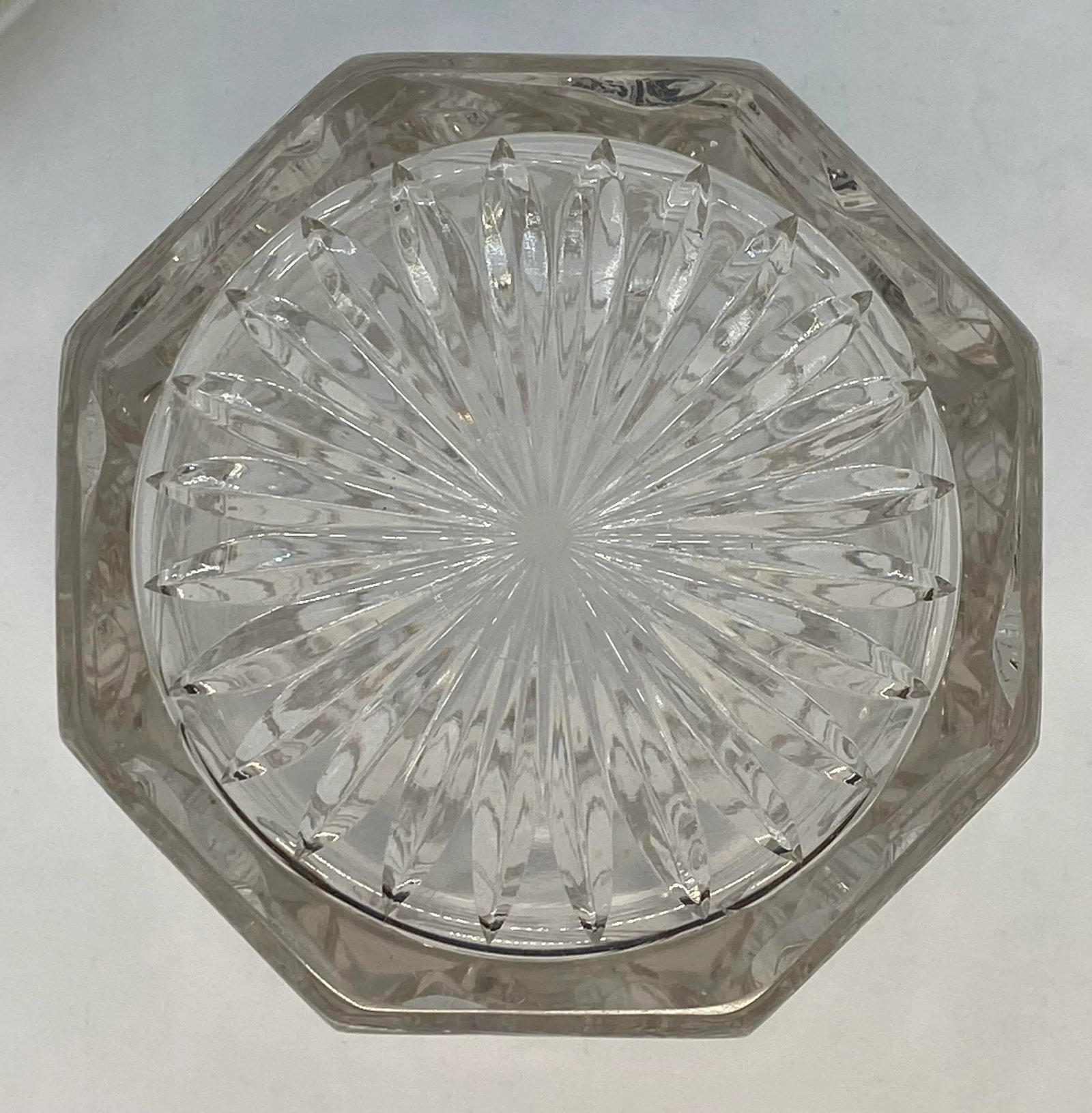 1920's Arts & Crafts Glass Pipe Tobacco Humidor With Pipe Design Lid - 11