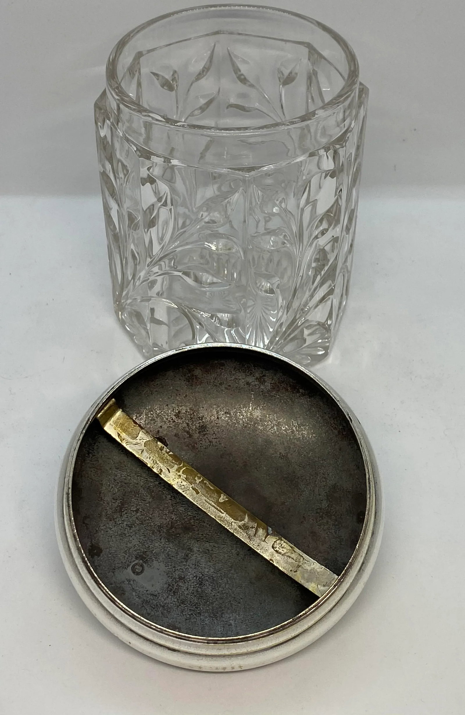 1920's Arts & Crafts Glass Pipe Tobacco Humidor With Pipe Design Lid - 7
