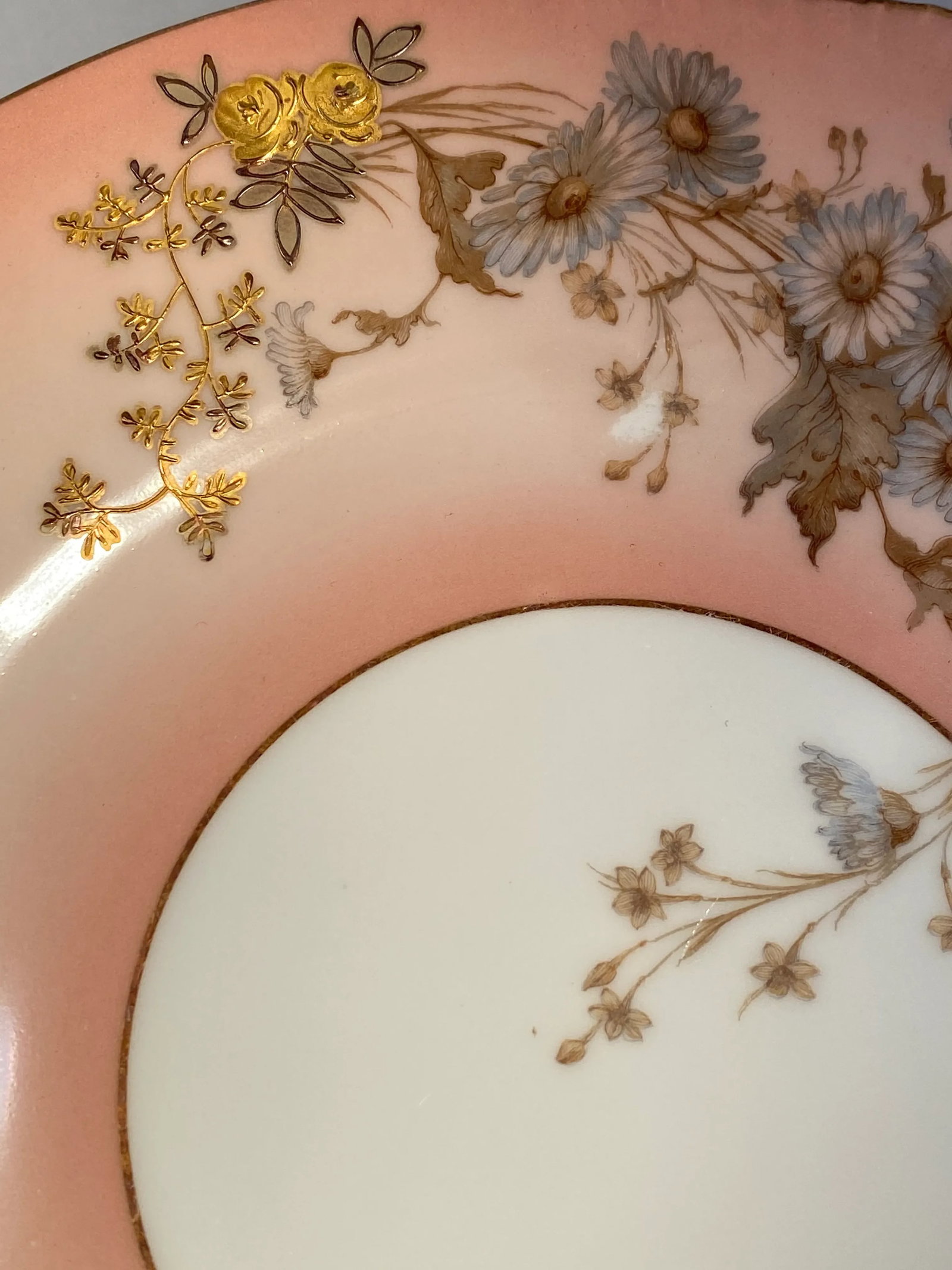 Early 20th Century Limoges France L. Sazerat Porcelain Pink Luncheon Plates With Blue Daisies - Set - 3
