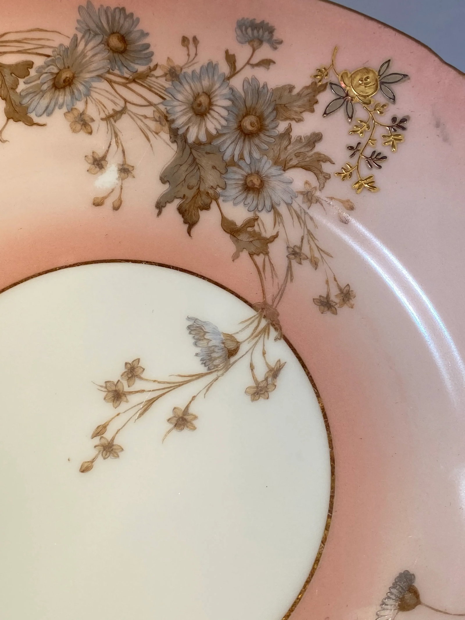 Early 20th Century Limoges France L. Sazerat Porcelain Pink Luncheon Plates With Blue Daisies - Set - 4