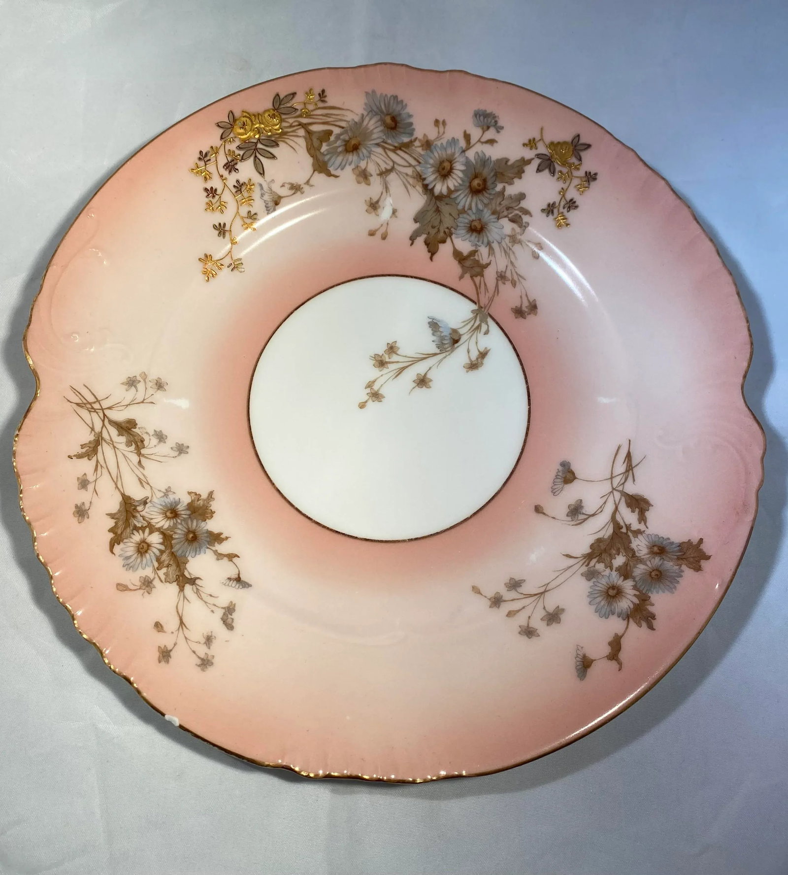 Early 20th Century Limoges France L. Sazerat Porcelain Pink Luncheon Plates With Blue Daisies - Set - 8
