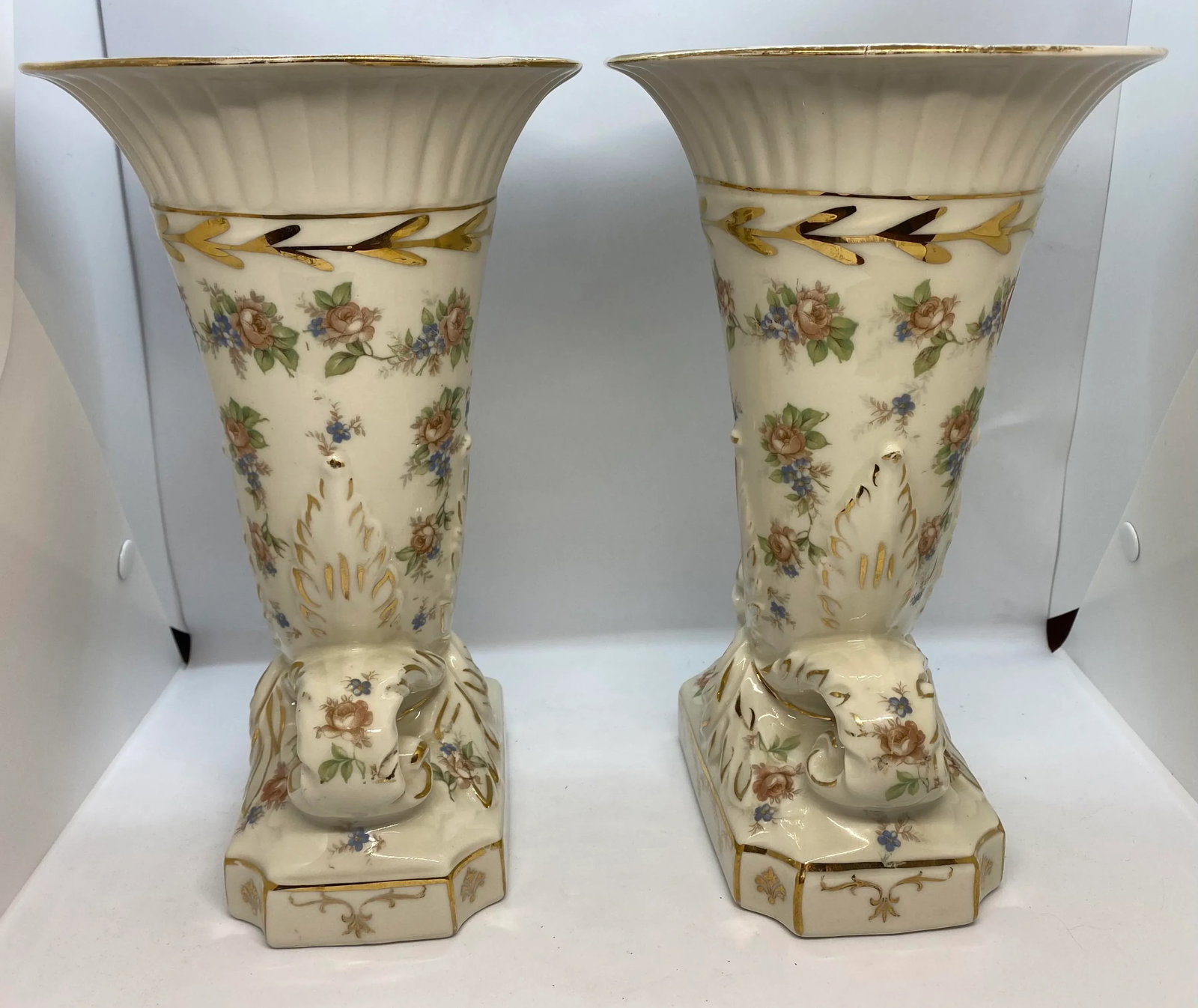 1940's English Hand Decorated "Eaton China" Vases With Pink Roses & Blue Posies Design - a Pair - 5
