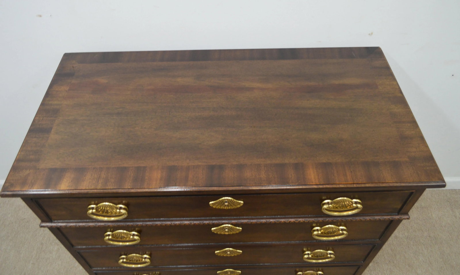 Henredon Banded Bachelor Chest of Drawers - 6