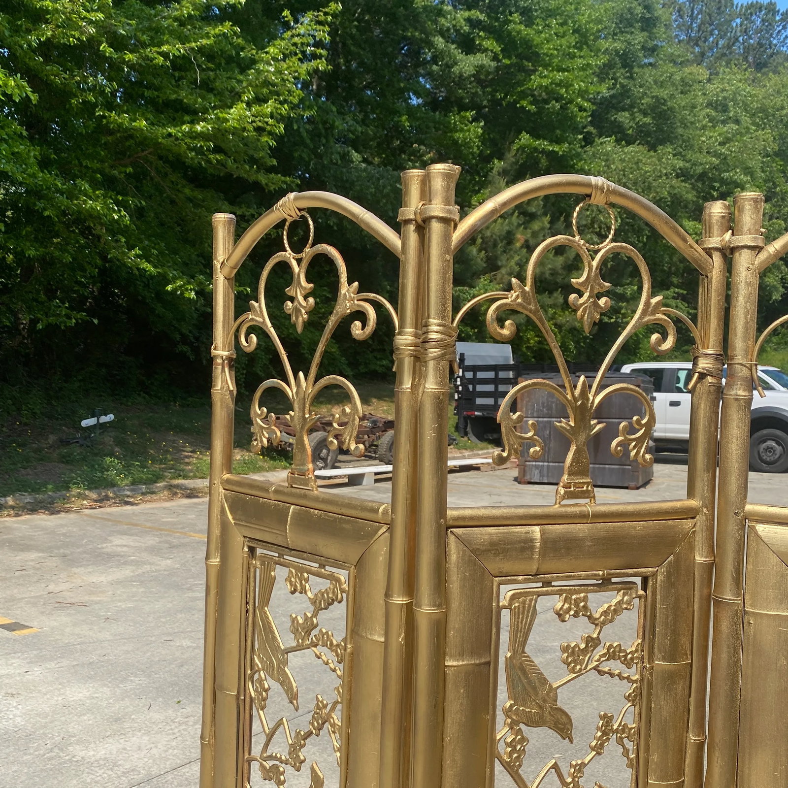 1970s Gold Bamboo Carved Screen Greek Key Bird Motif - 2
