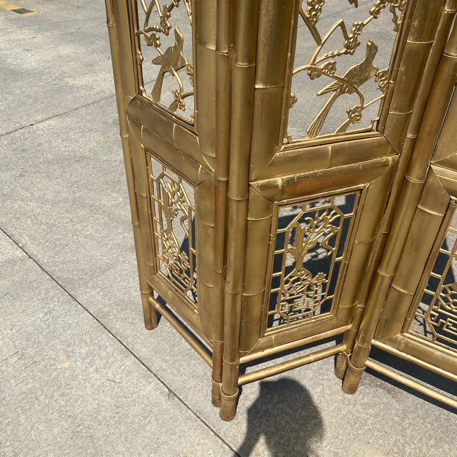 1970s Gold Bamboo Carved Screen Greek Key Bird Motif - 3
