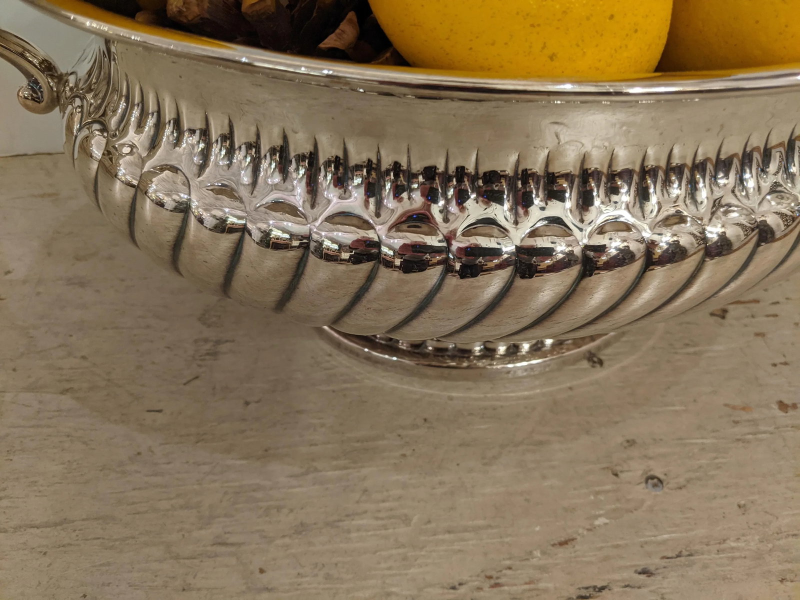 Silverplate Tureen With Lemons - 7