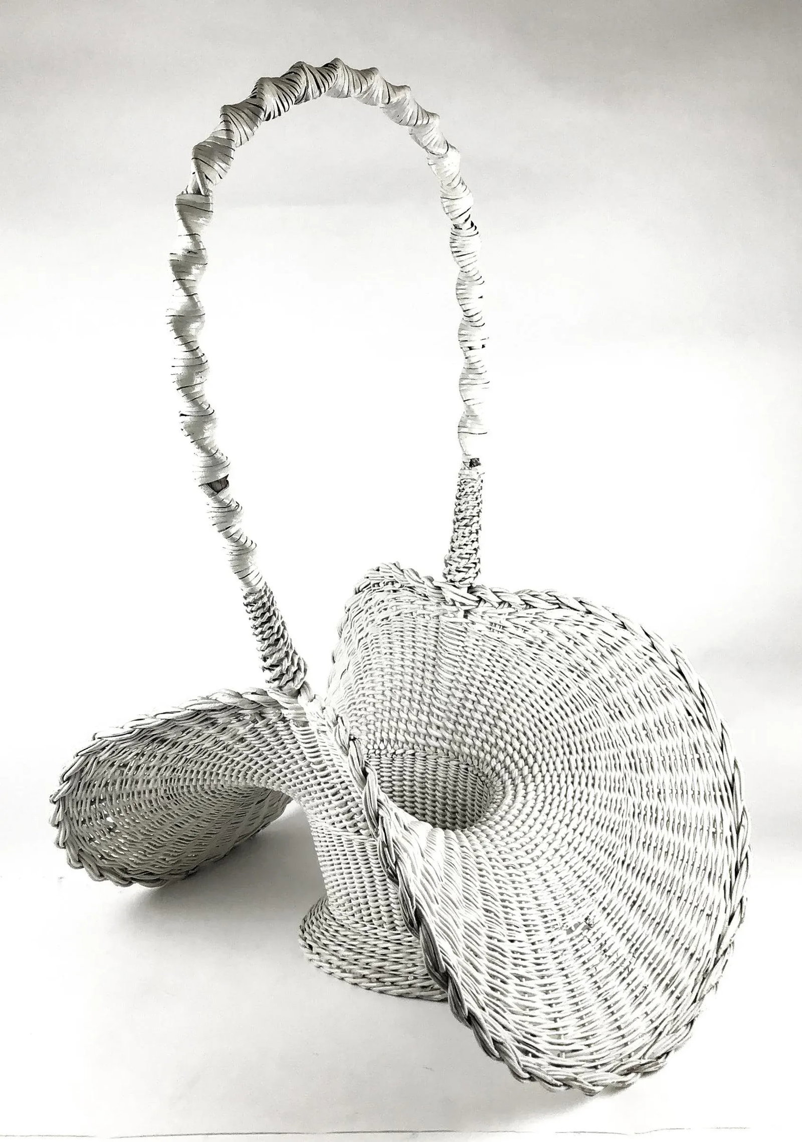 Antique White Wicker Victorian Hand Woven Artisan Butterfly Basket - 2